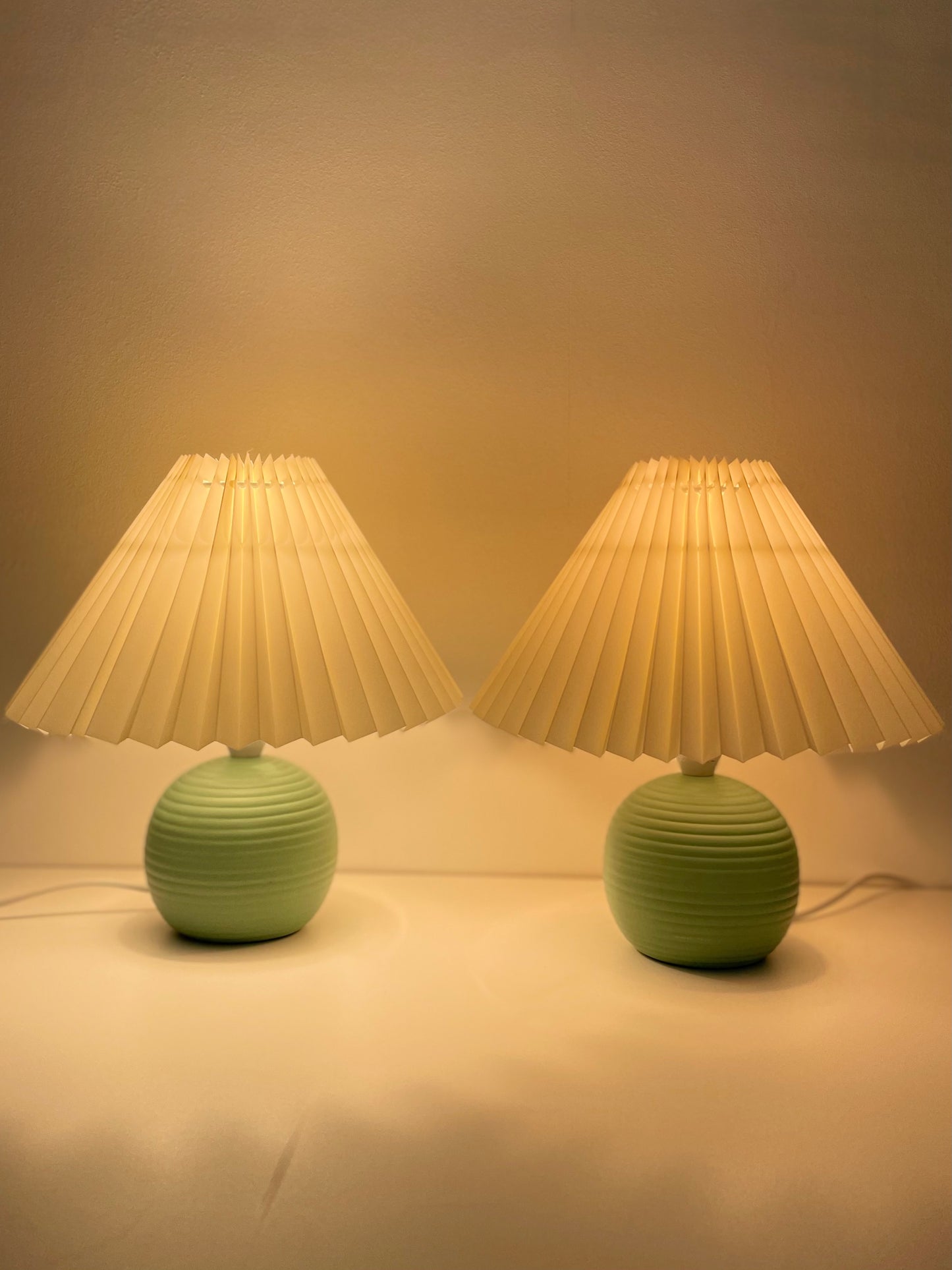 Ribbed ball lamps with pleated shade