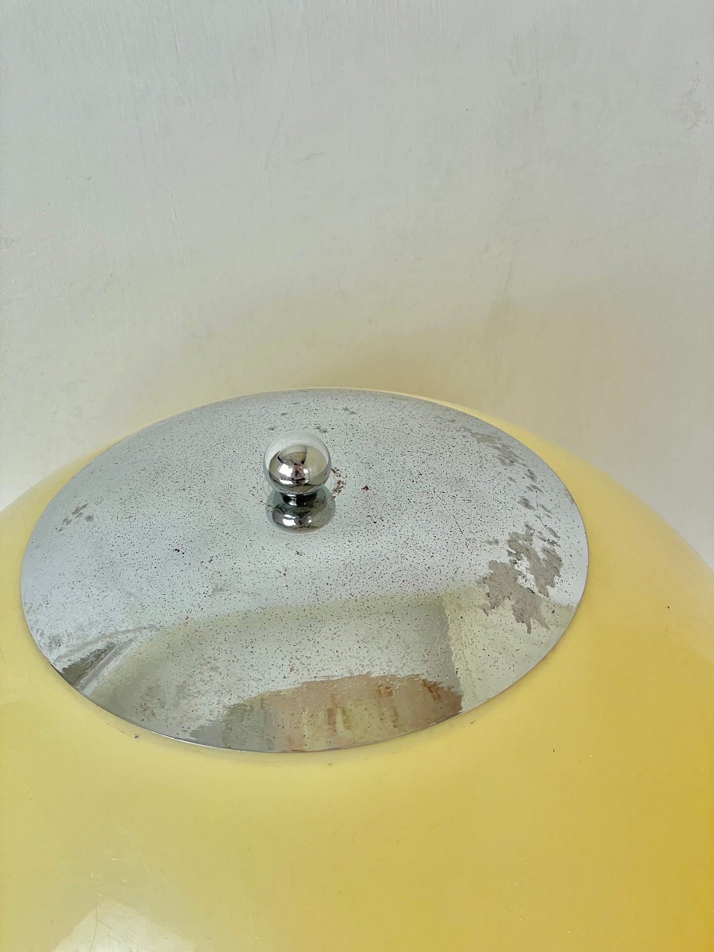 Large Guzzini style mushroom lamp