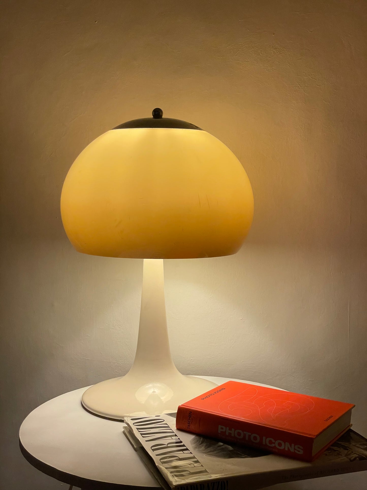 Large Guzzini style mushroom lamp