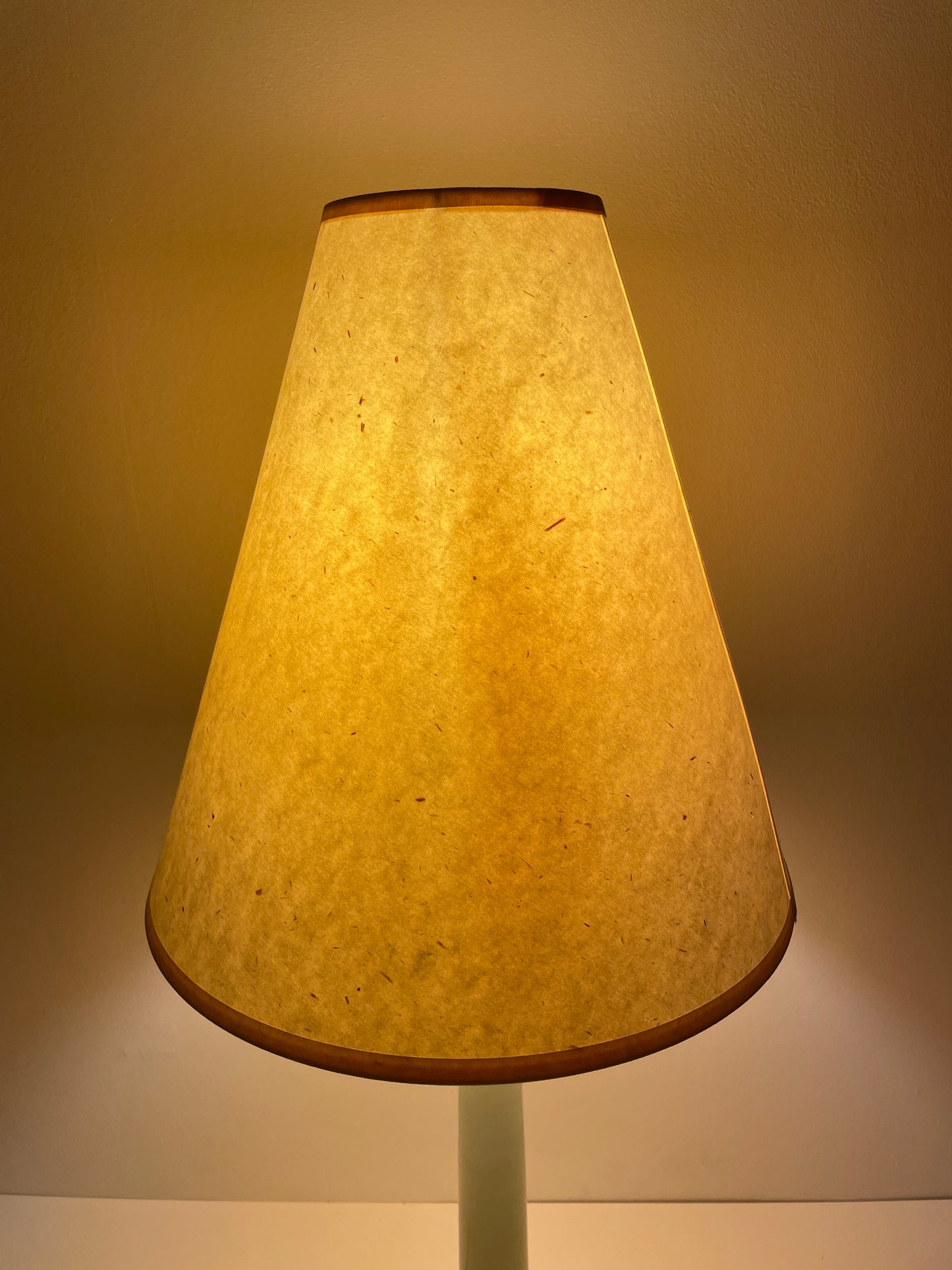 Large green Onyx lamp with natural paper shade