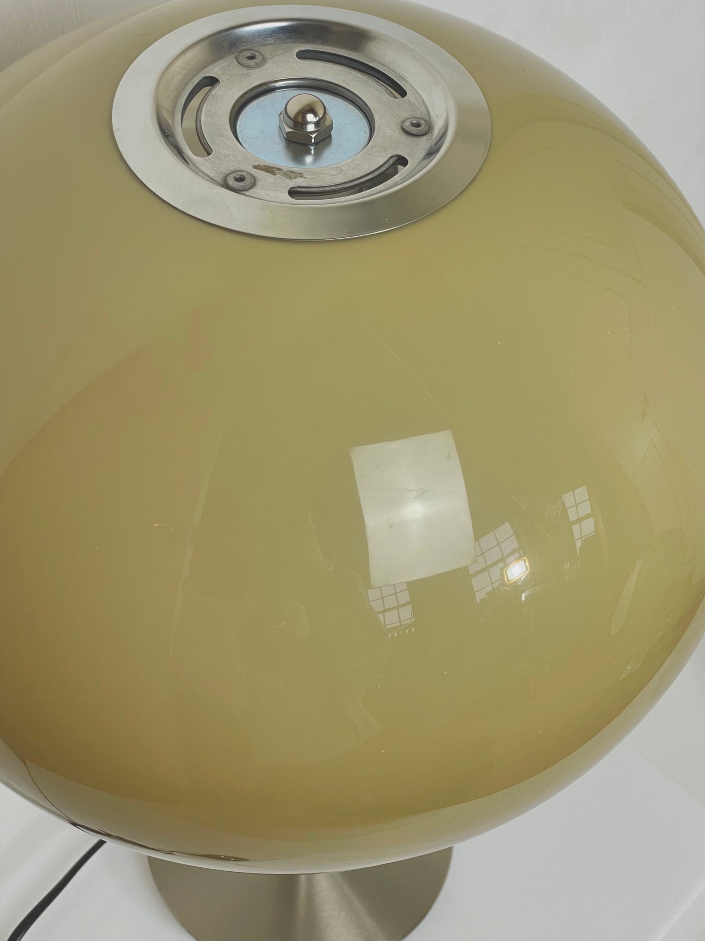 Taupe guzzini style mushroom lamp