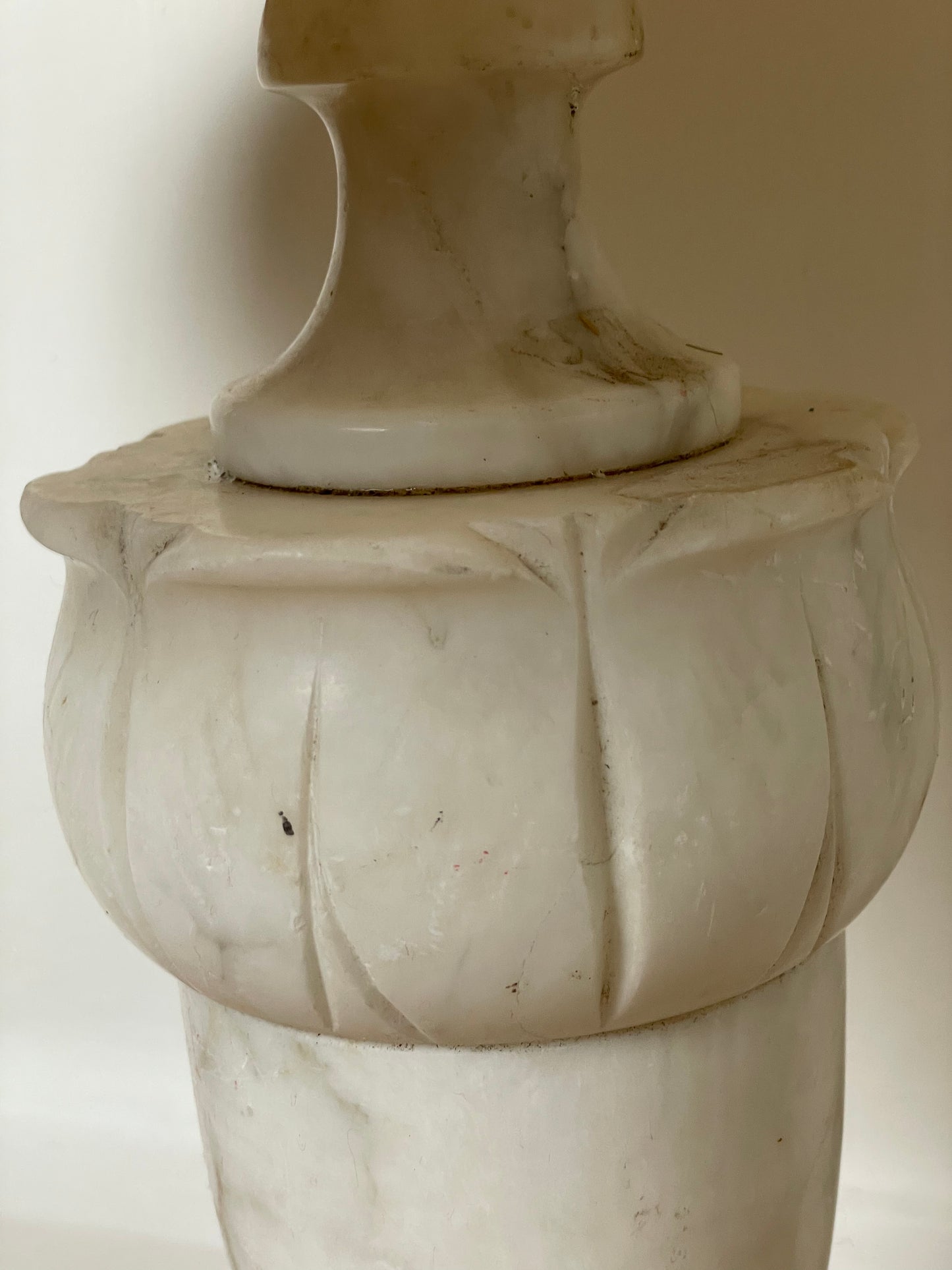 Large marble lamp with hessian shade