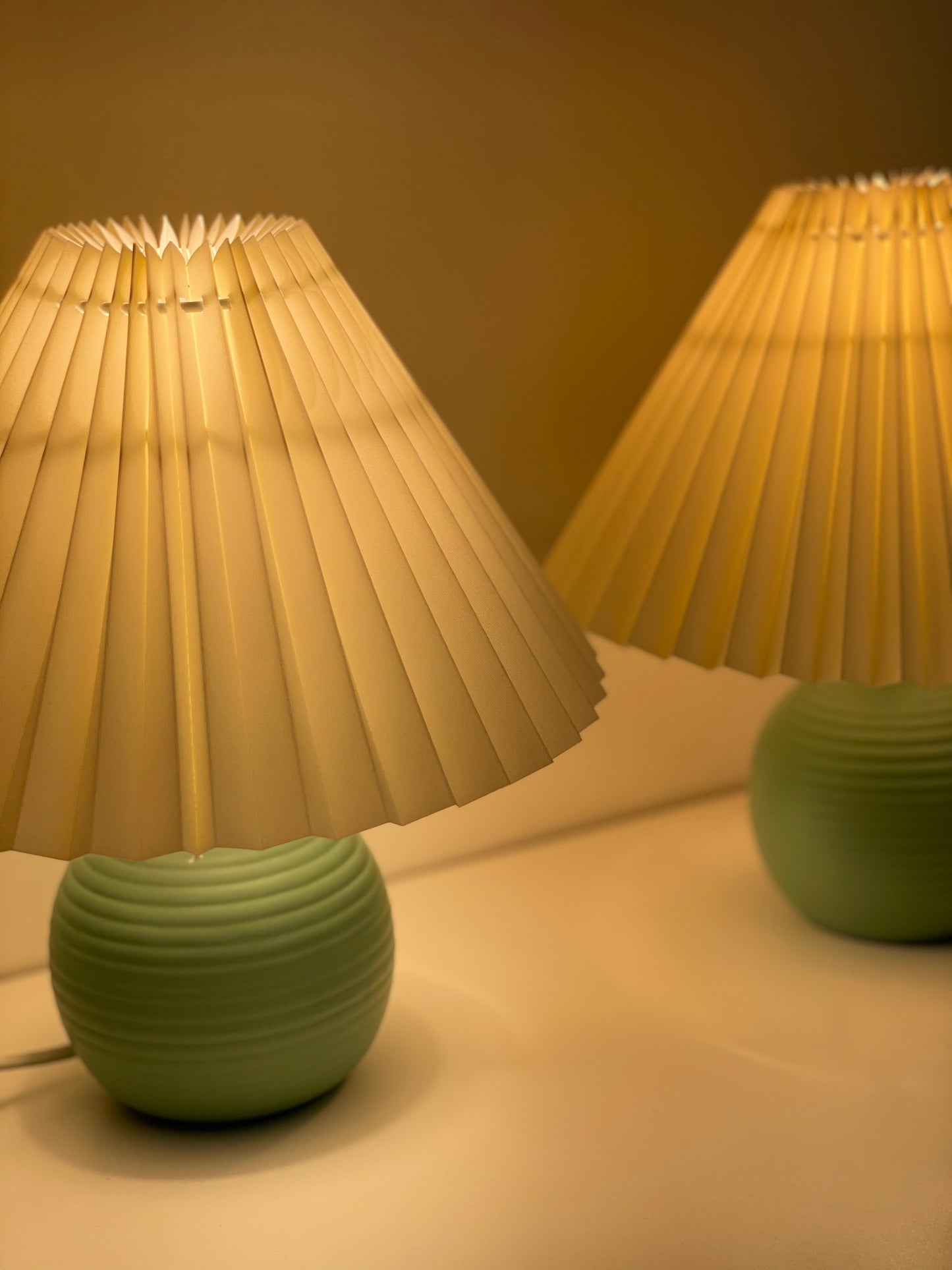 Ribbed ball lamps with pleated shade