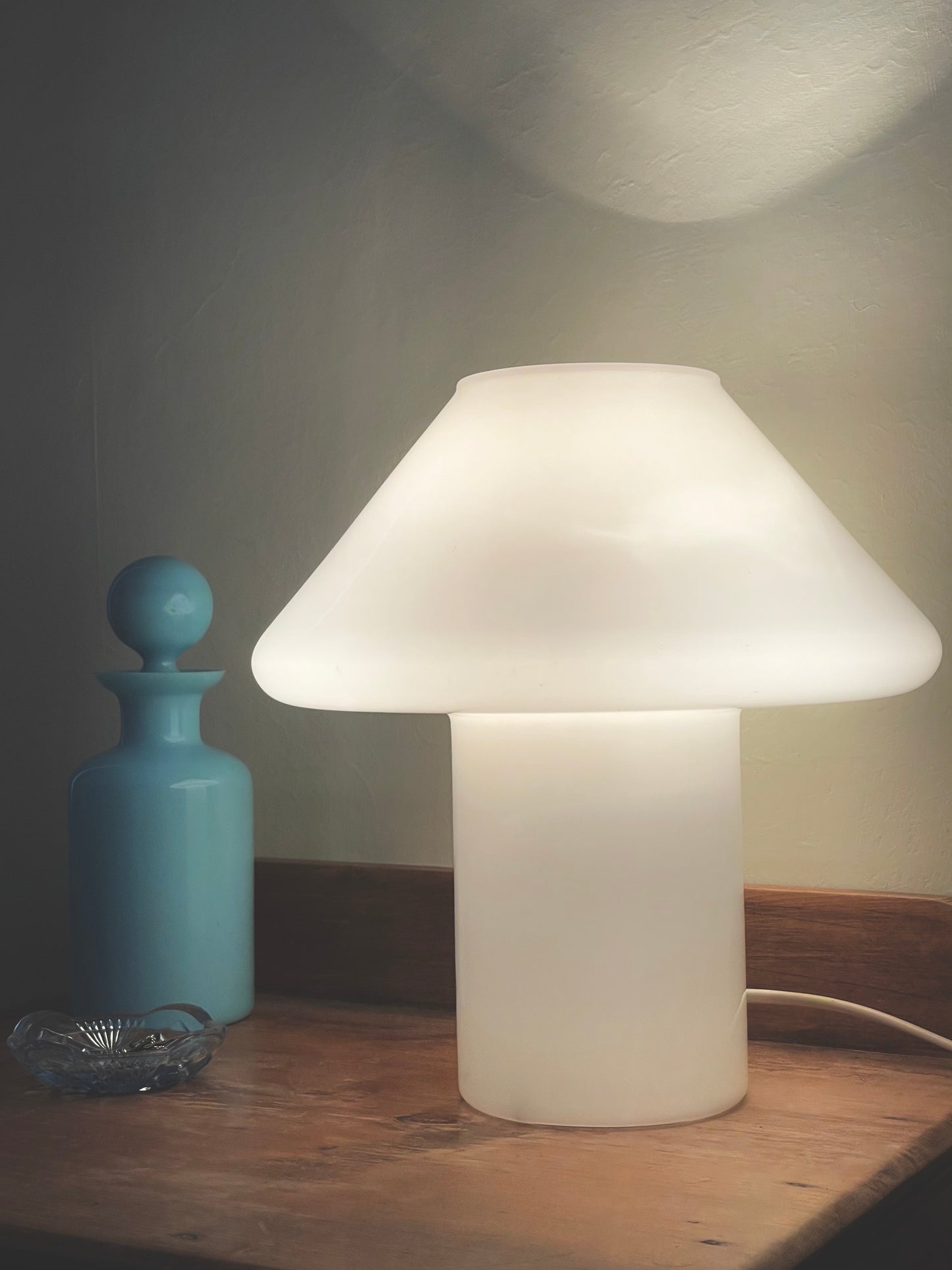 Hala Zeist 1970s / 1980s hand-blown glass mushroom lamp