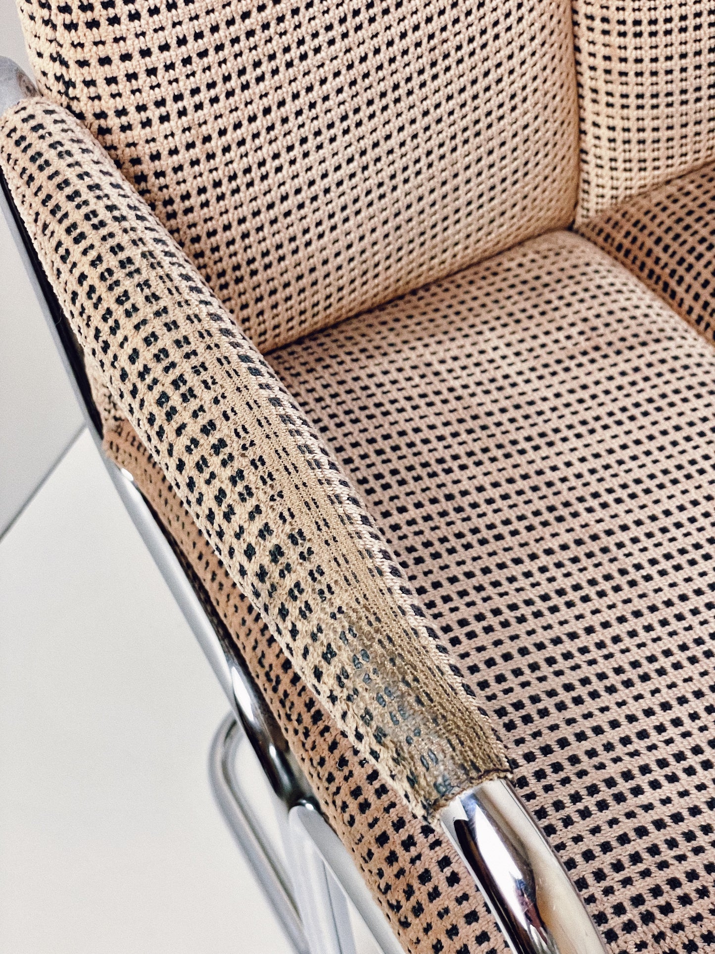 Pieff Eleganza chairs by Tim Bates