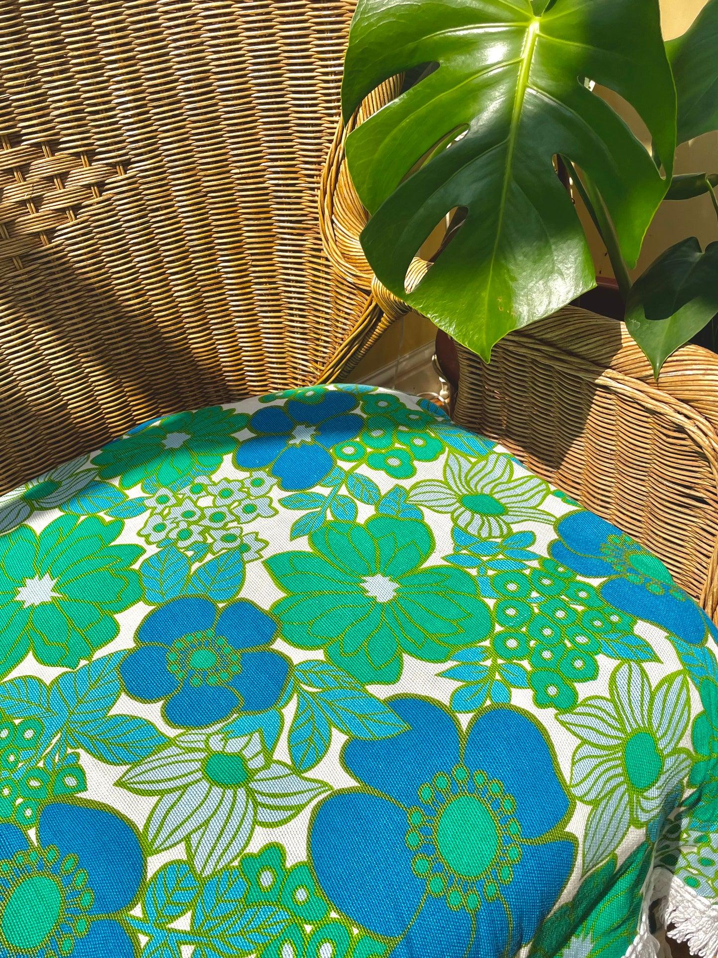 Large bright blue 70’s floral throw