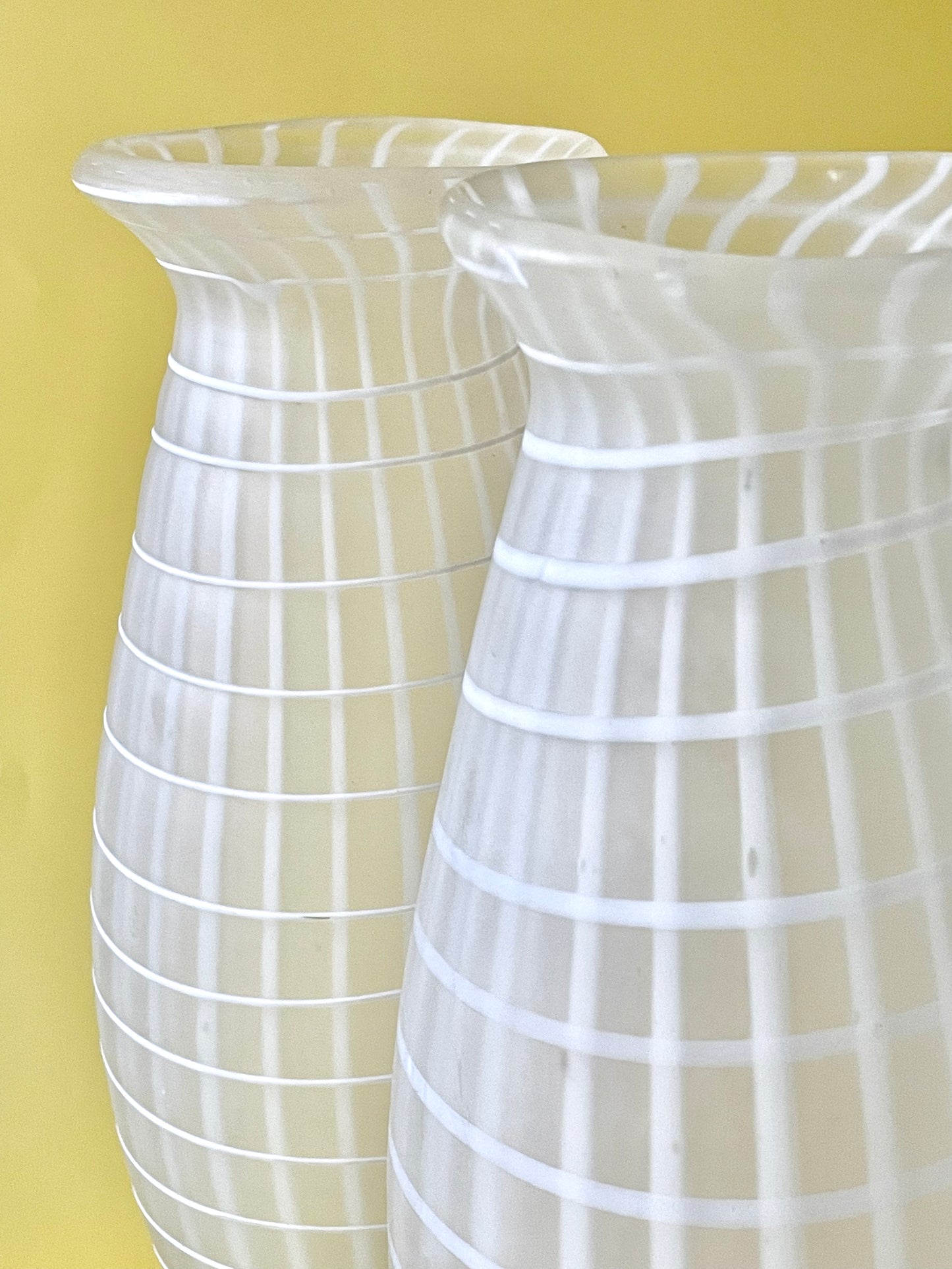 Thick white checkered misted vase