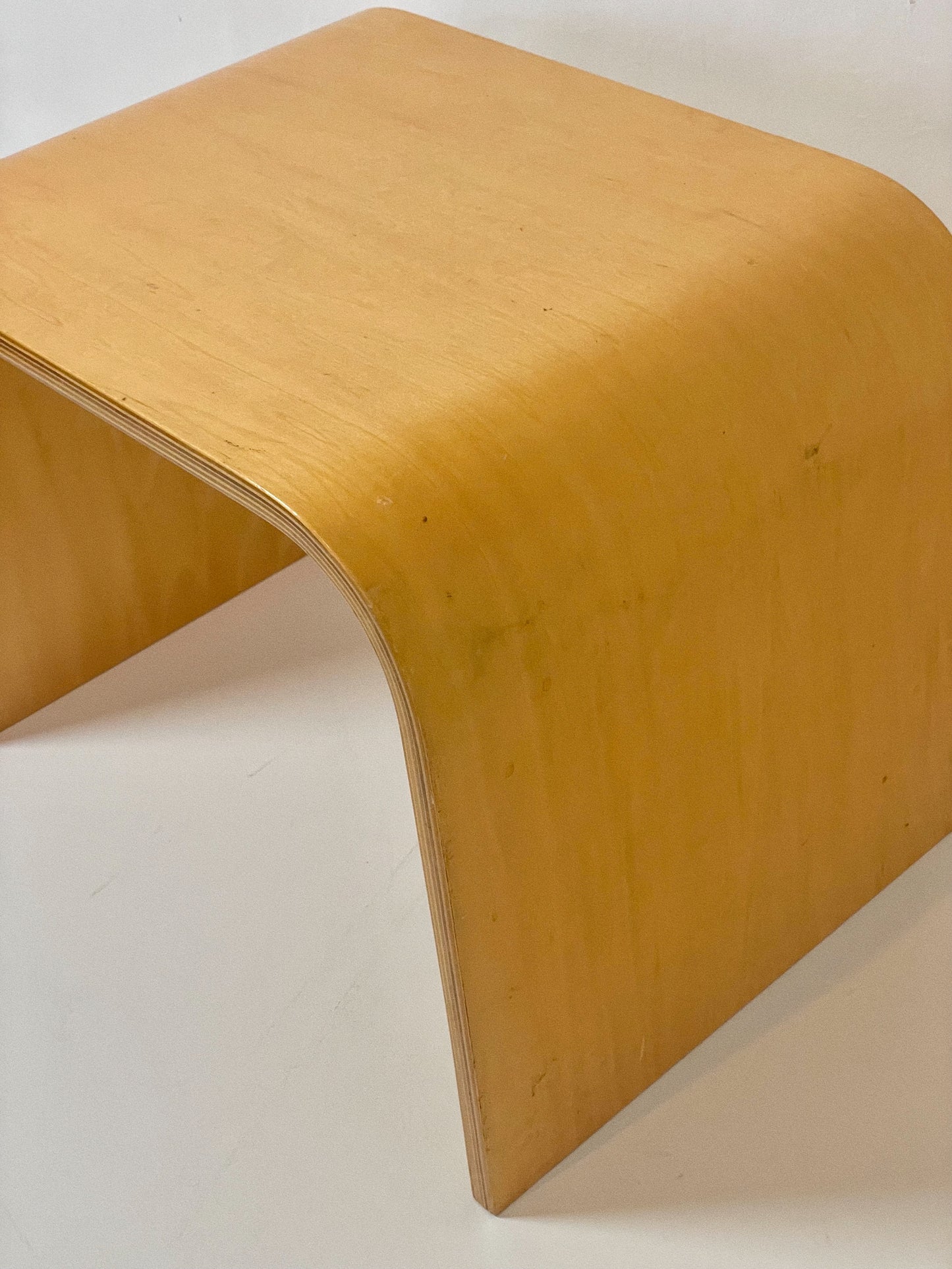 Bent wood nesting tables