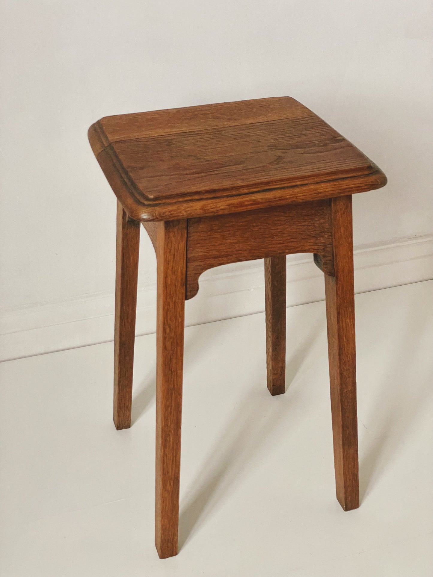 Small oak occasional table