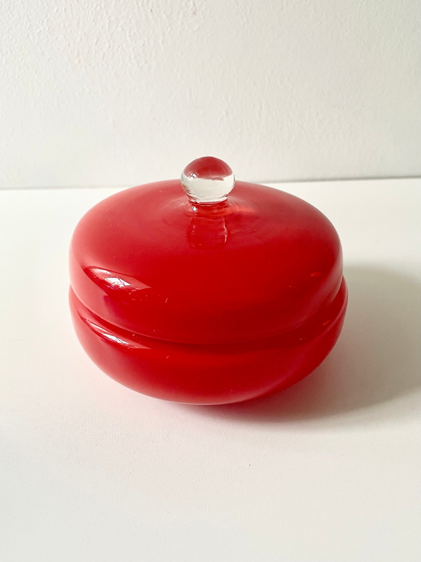 Red antique Loetz tango glass pot