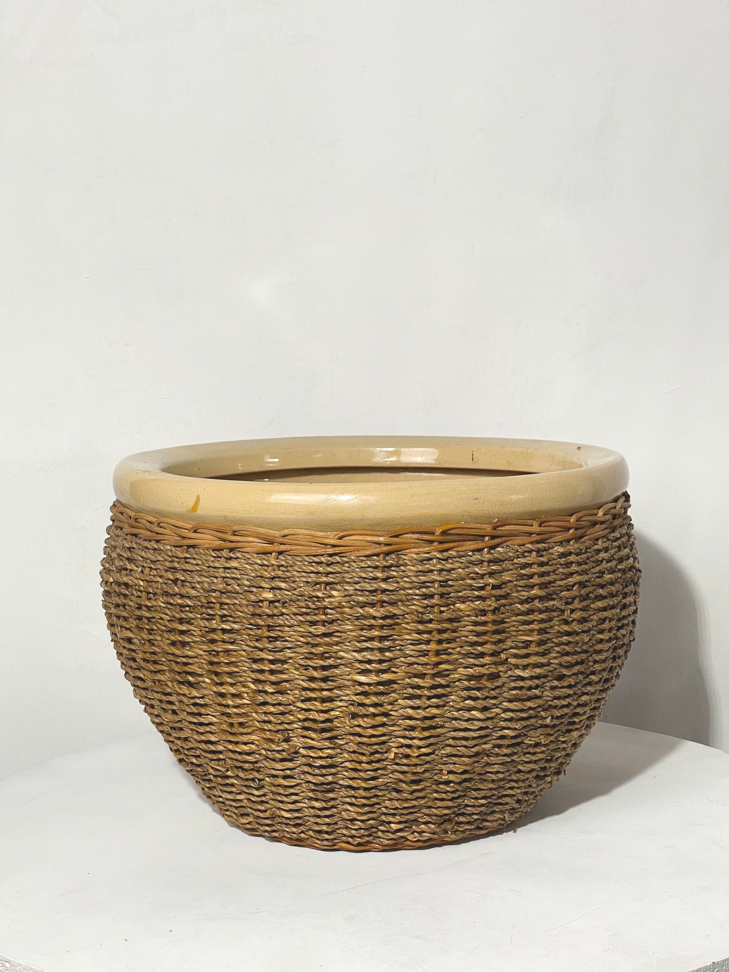 Large sea grass woven plant pot