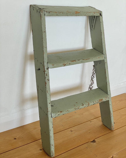 Vintage distressed painted steps