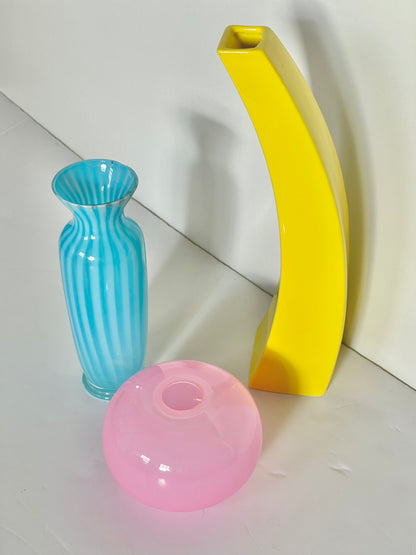 Memphis style curved yellow vase