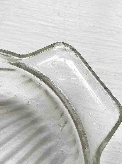 Clear pyrex shell dish