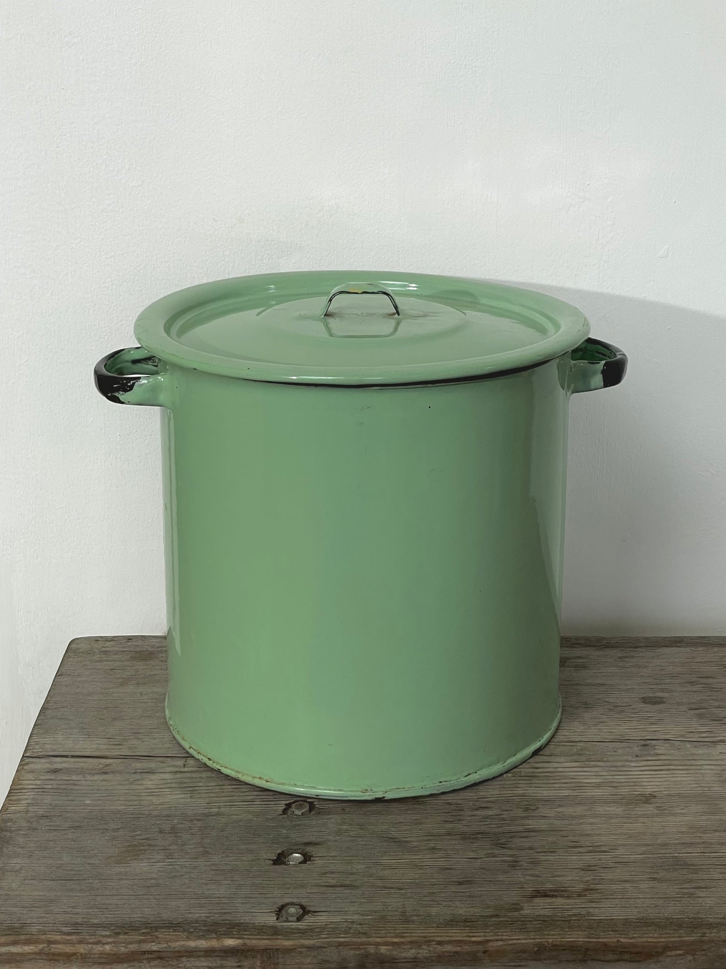 Mint green enamel bin