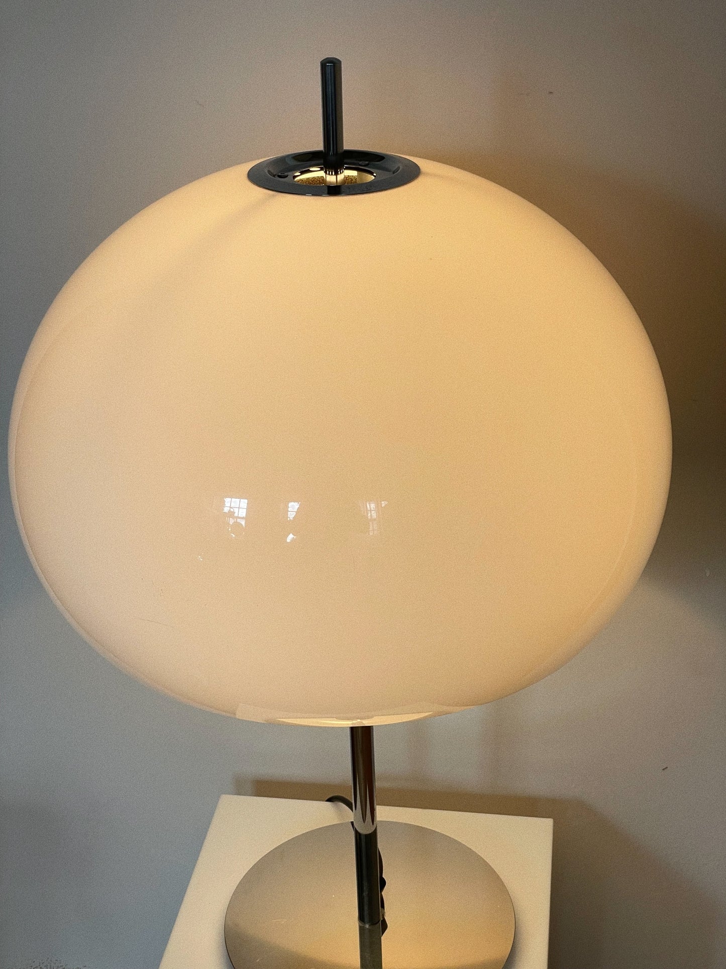 Large Guzzini style lamp