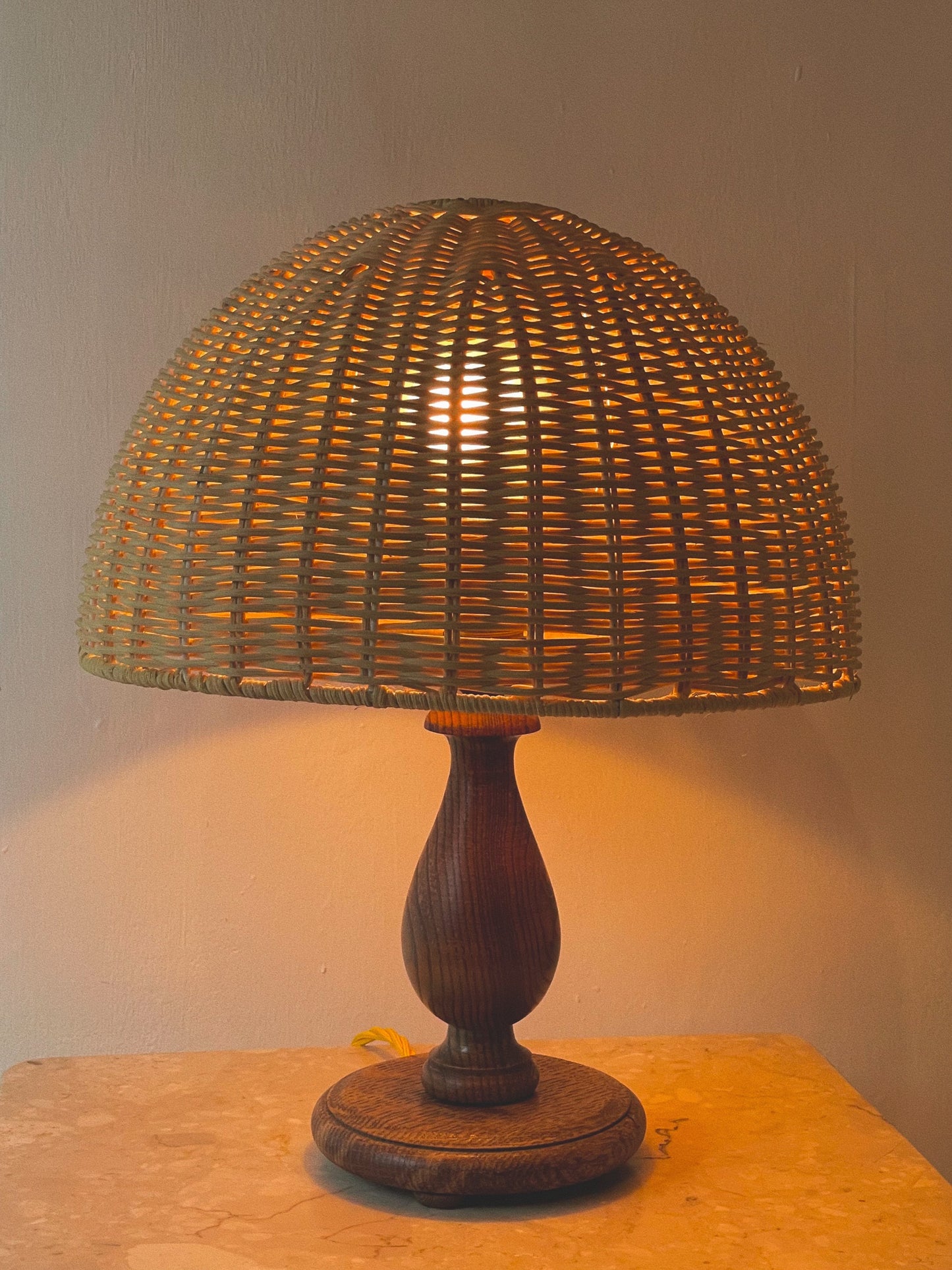 Small oak and wicker lamp