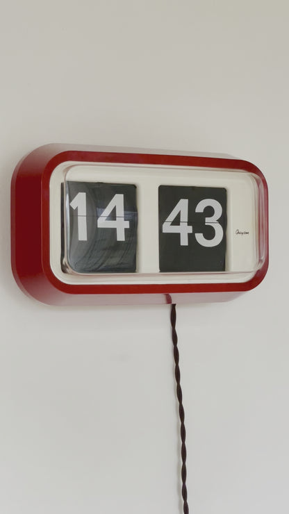 Grayson commercial flip clock