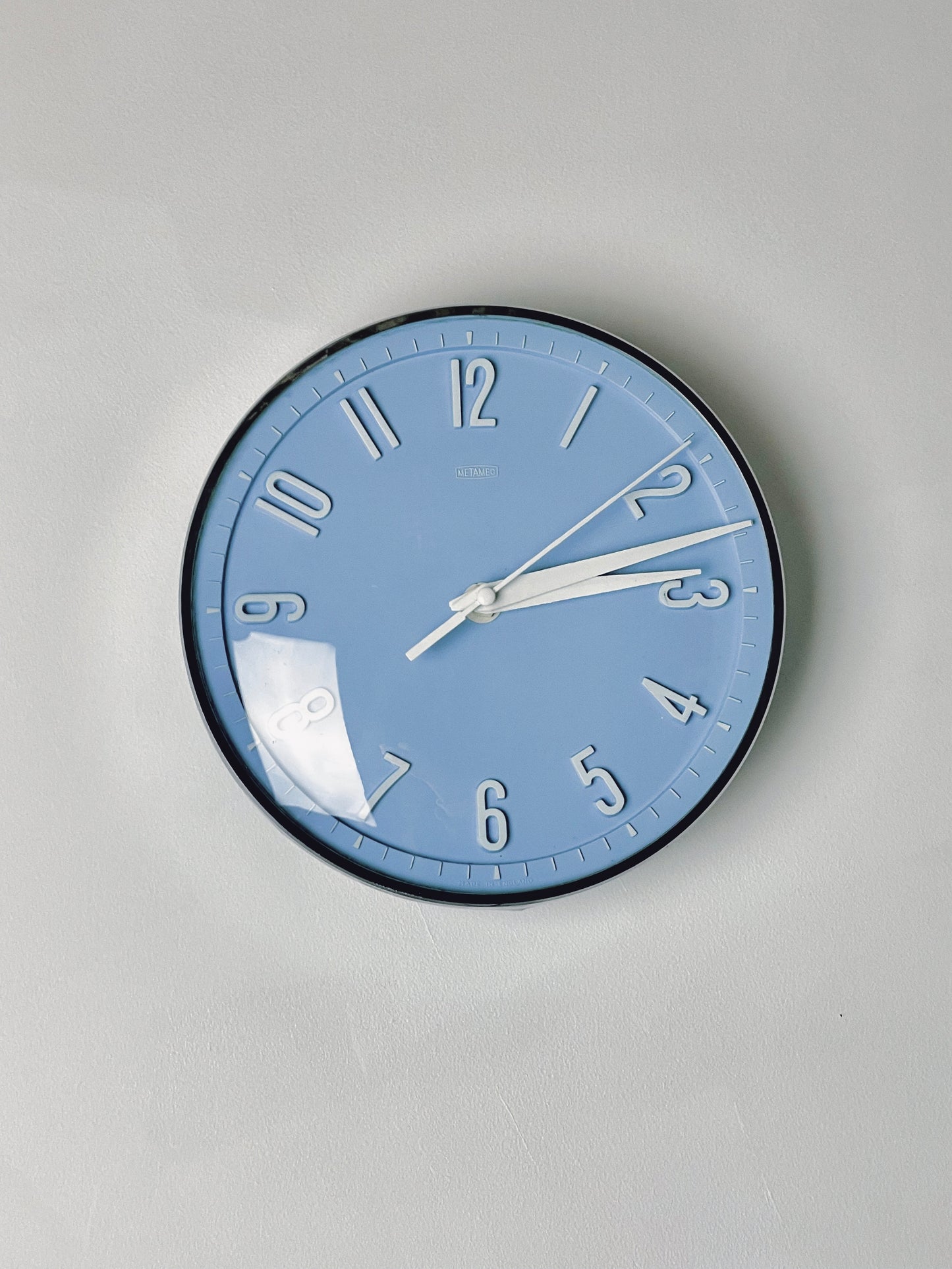 Baby blue Metamec clock