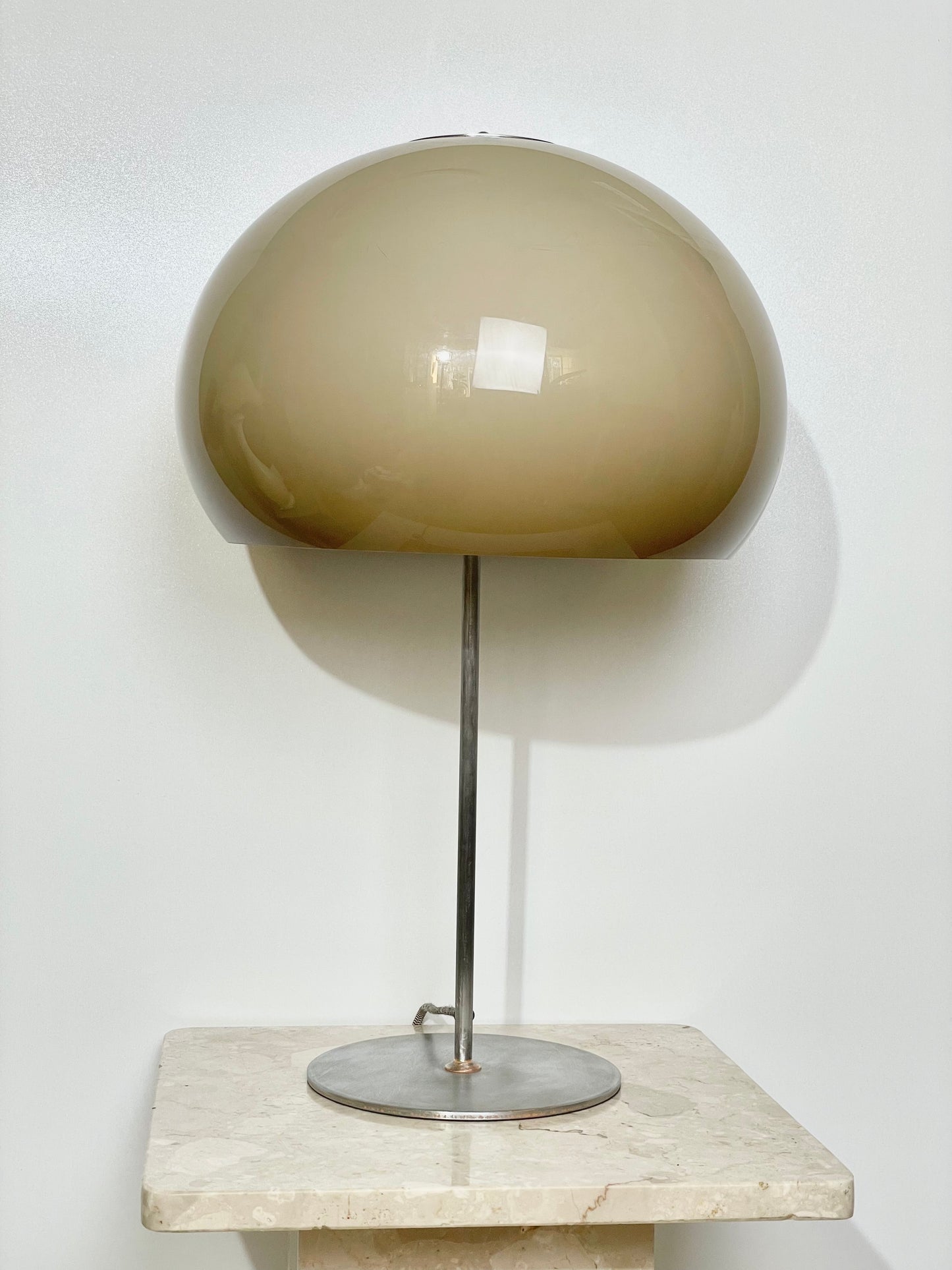 Large taupe Guzzini style lamp