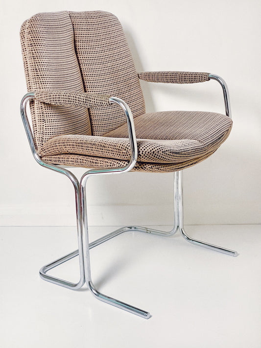 Pieff Eleganza chairs by Tim Bates