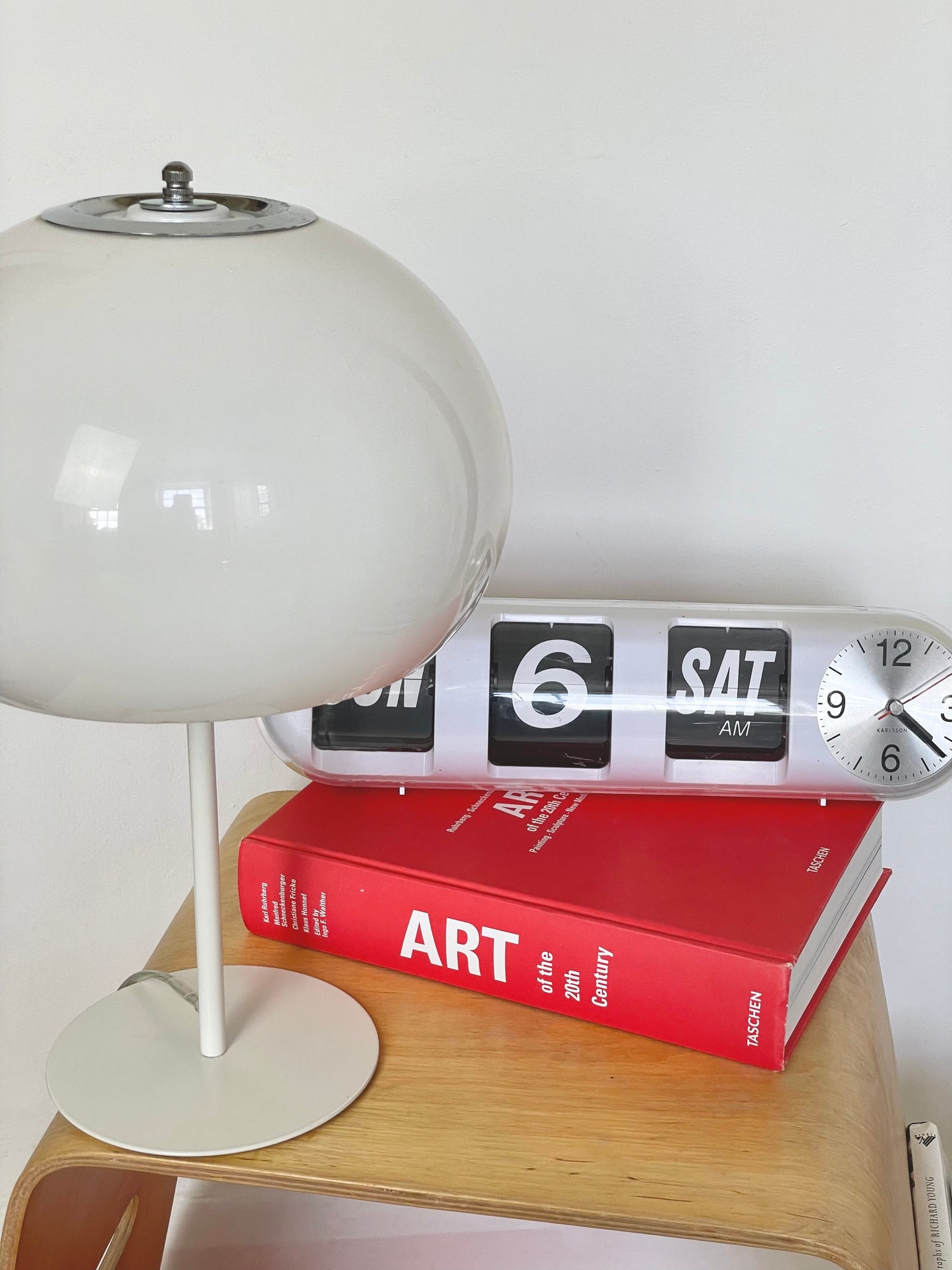 White Guzzini style lamp