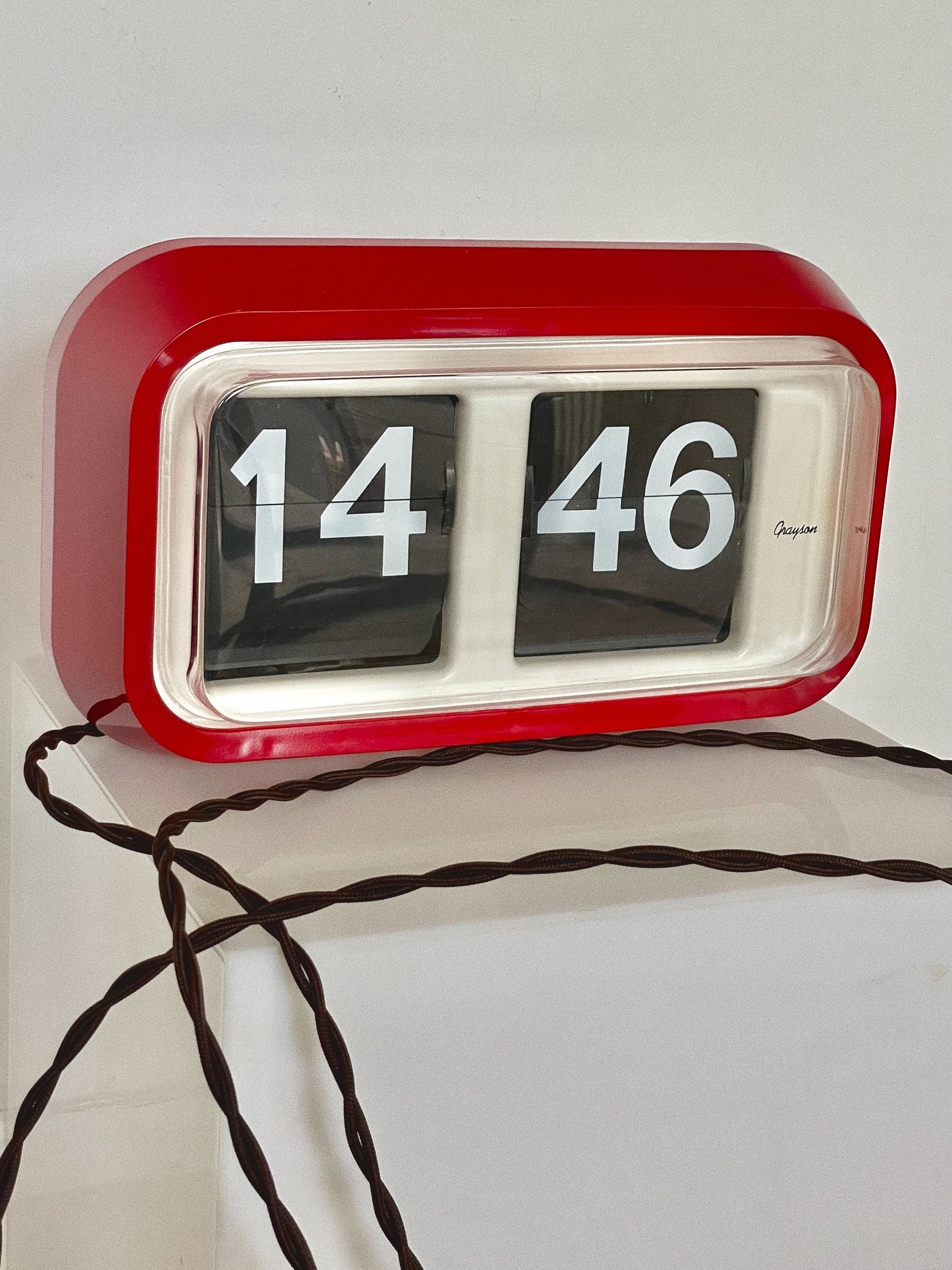 Grayson commercial flip clock