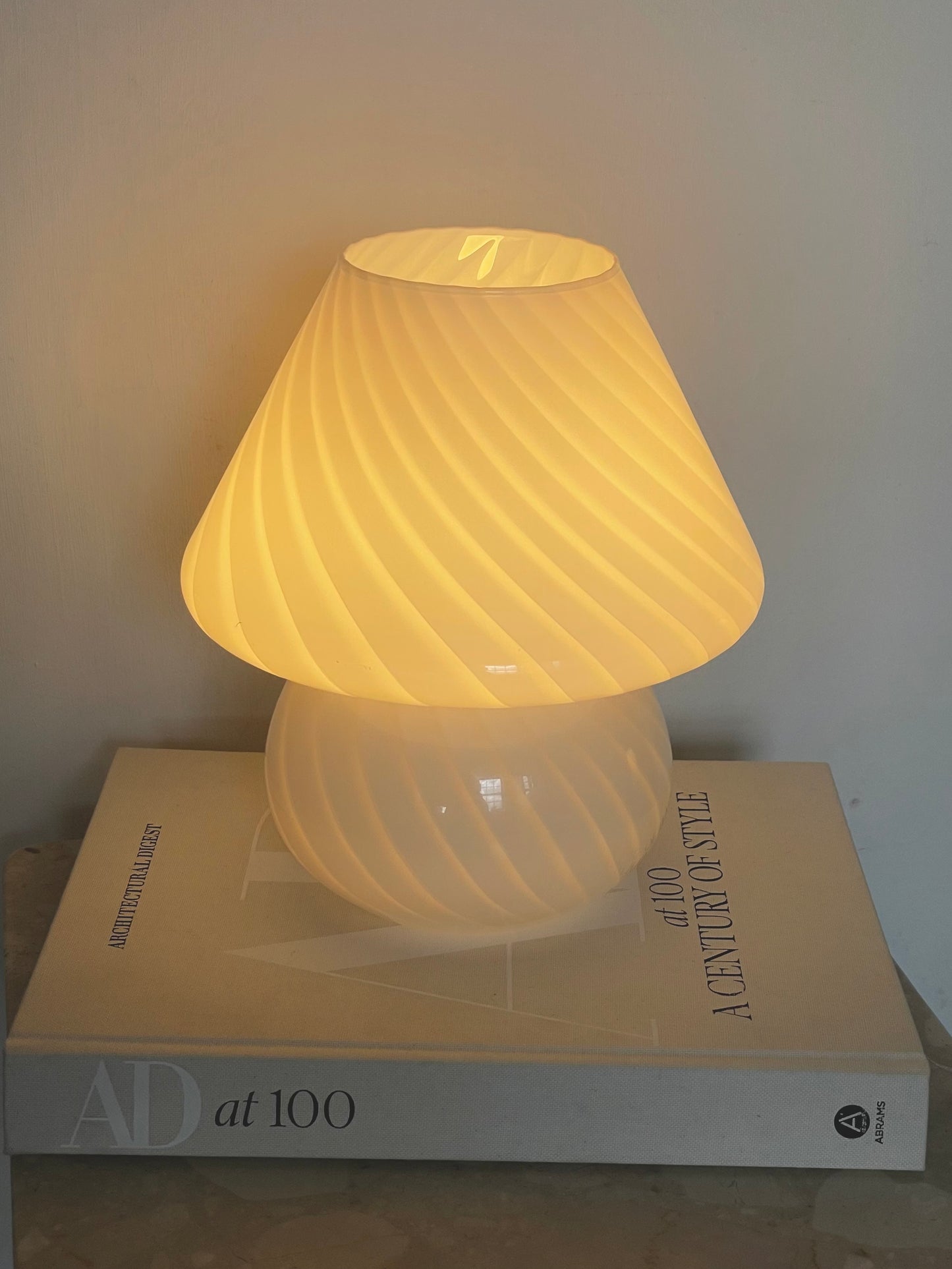 White swirl Murano mushroom lamp