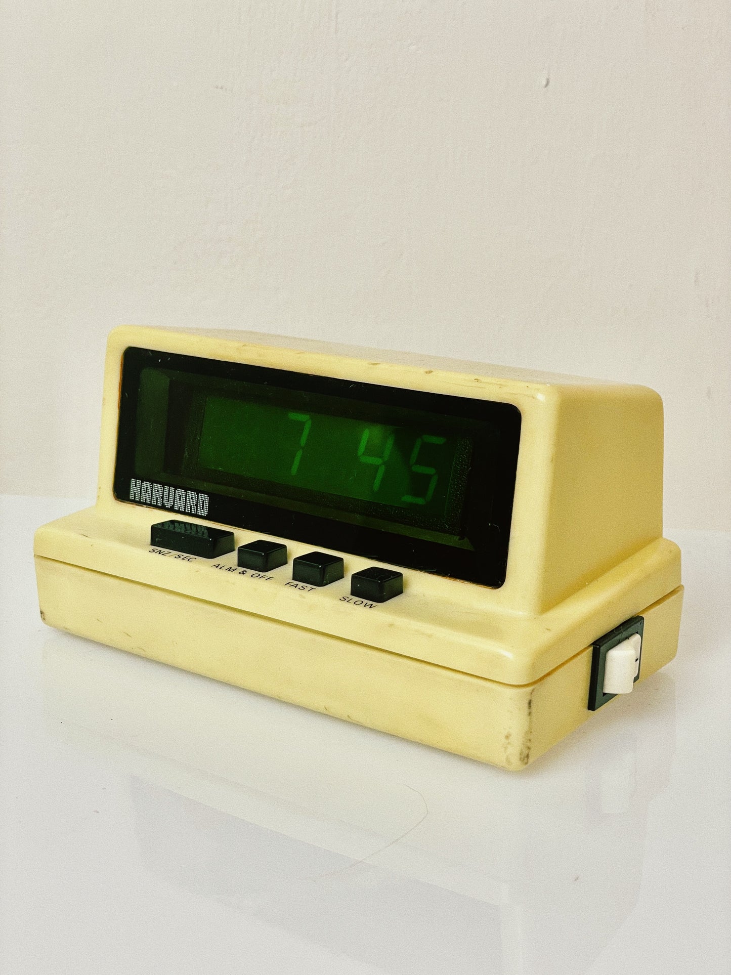 Retro Harvard solid state digital clock