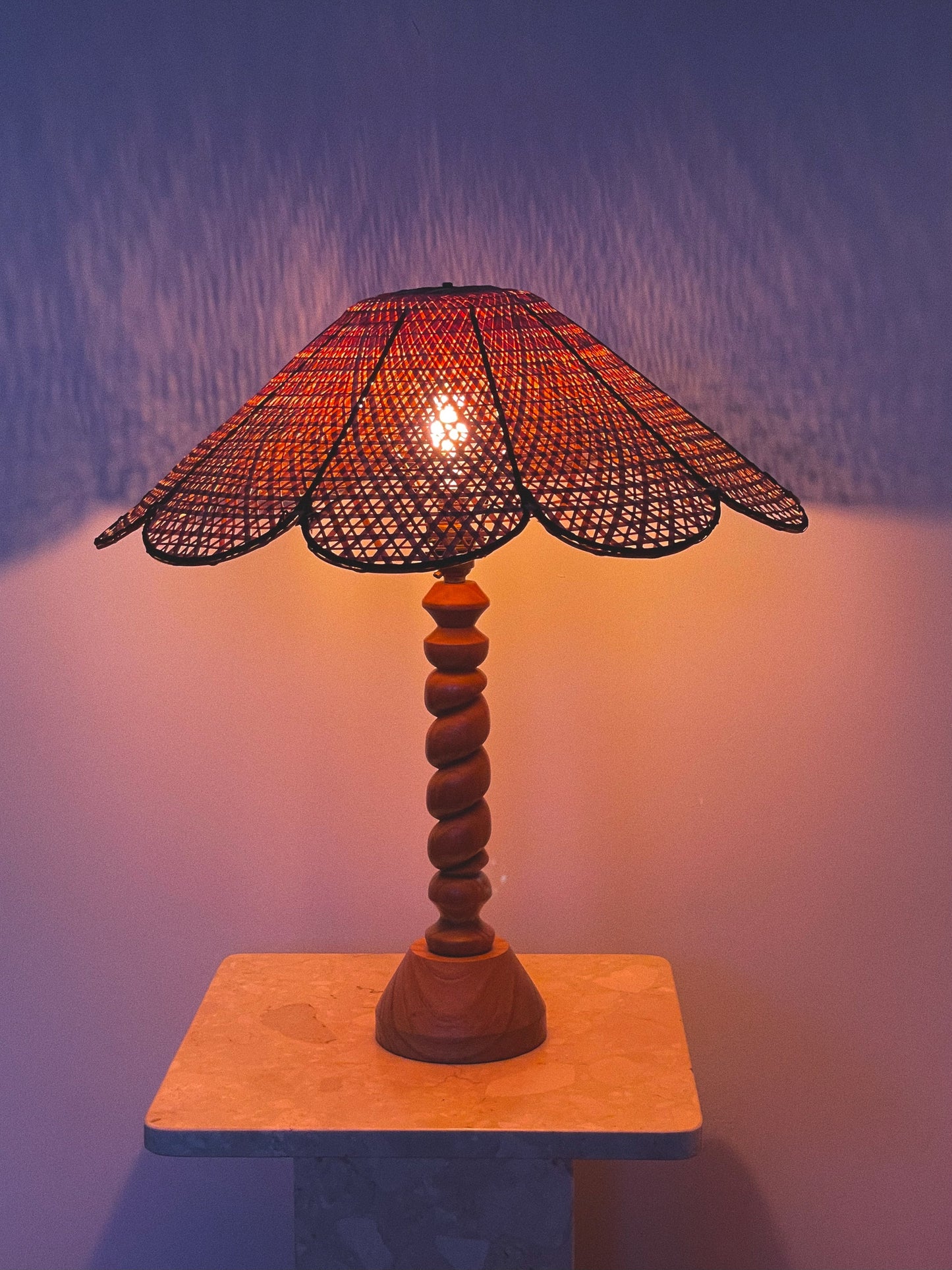 Scalloped rattan lamp