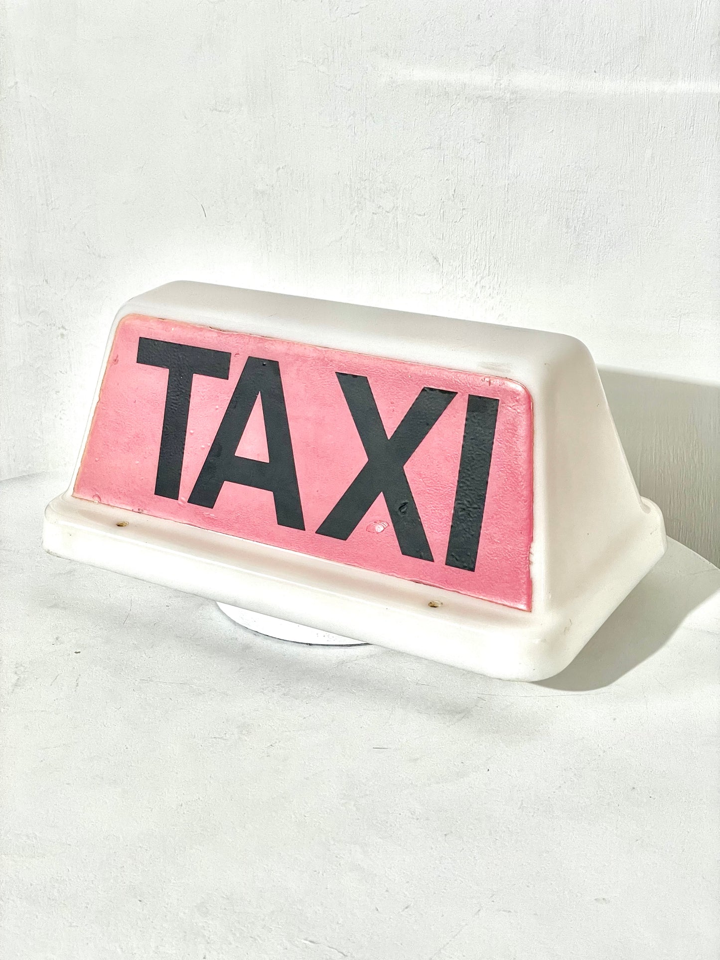 80’s pink taxi sign lamp