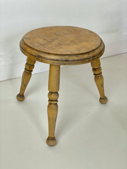 Vintage 3 legged stool