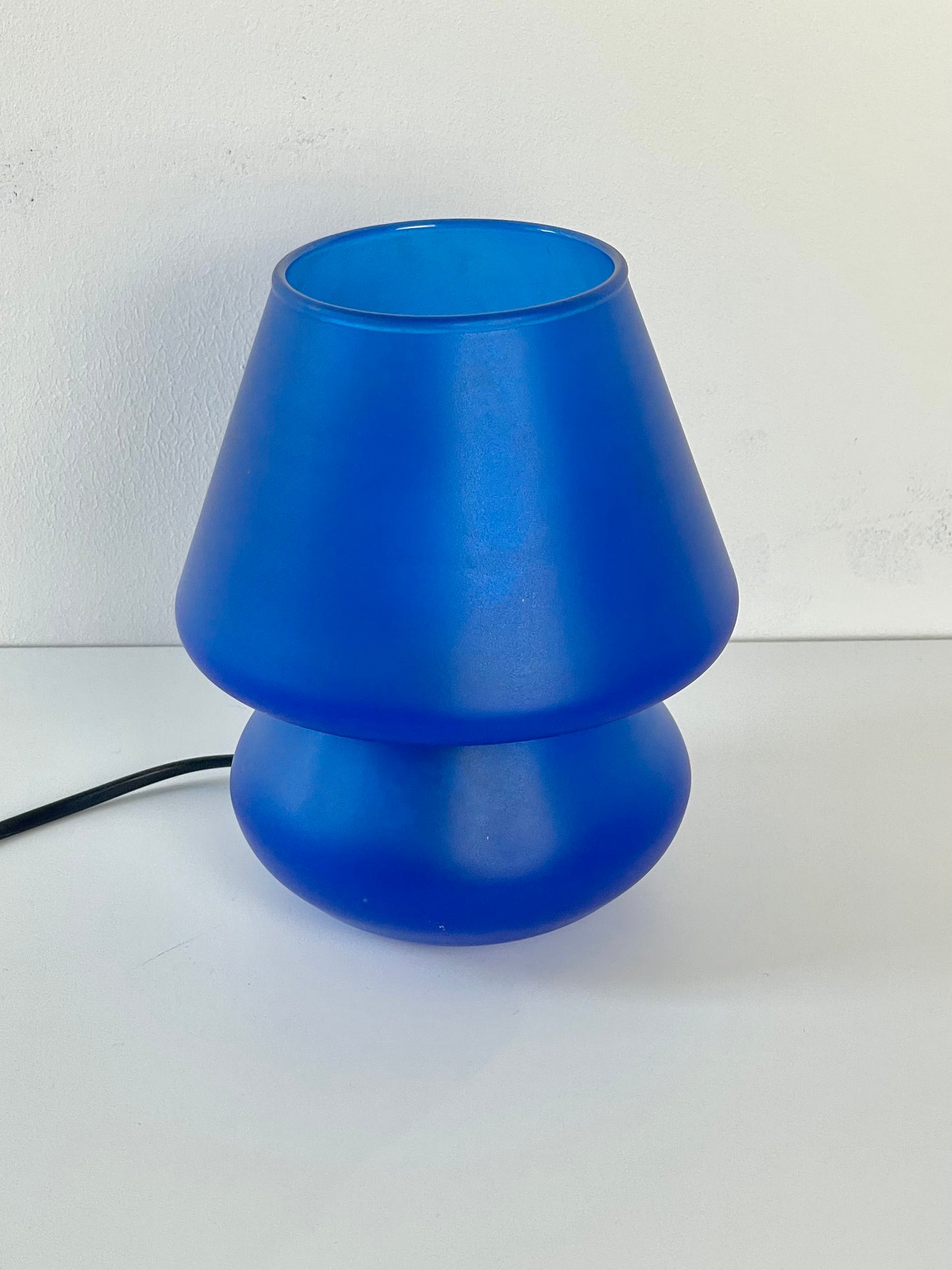 Satin effect blue glass mushroom lamp