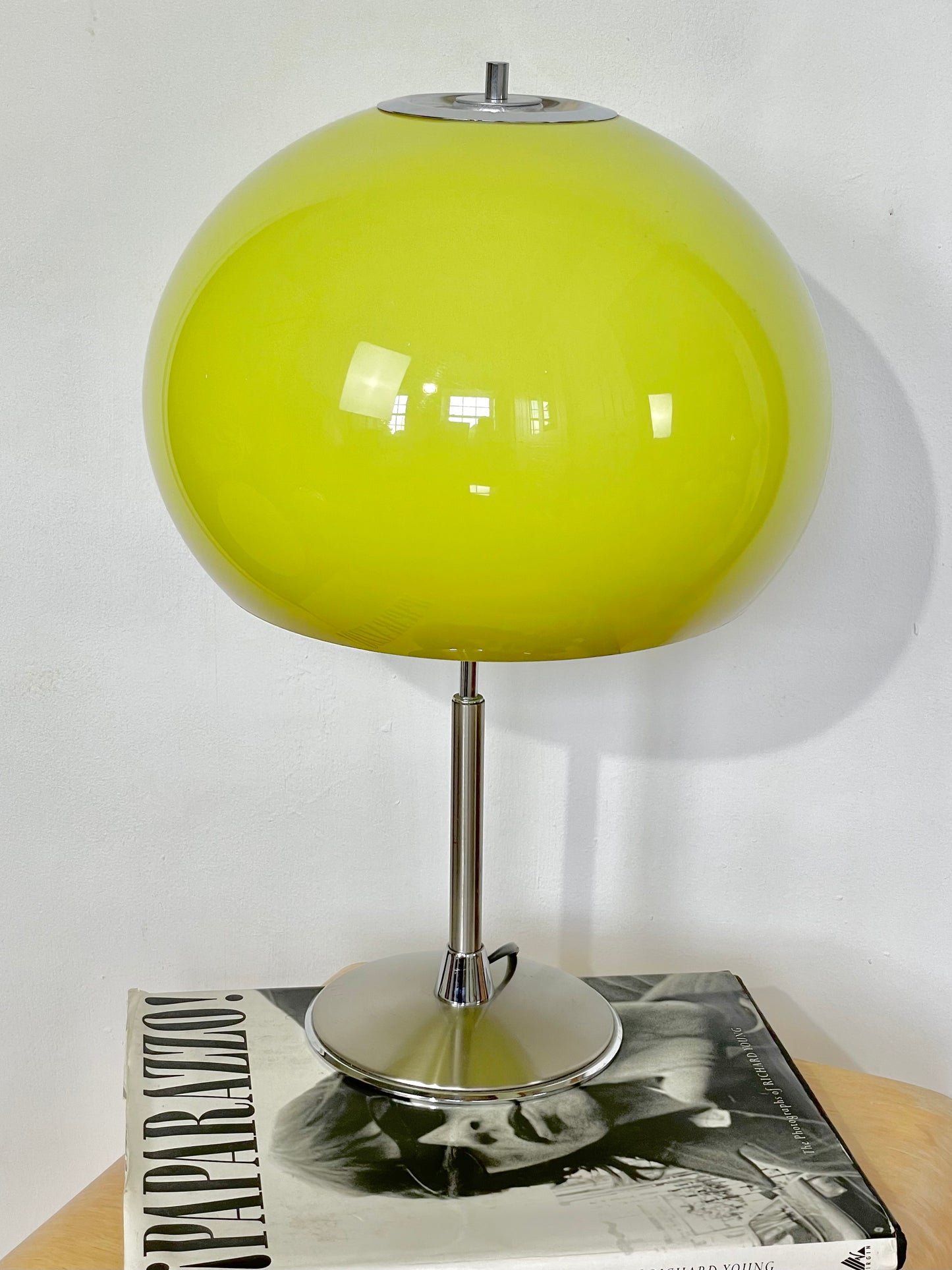 Yellow/ lime Guzzini style lamp