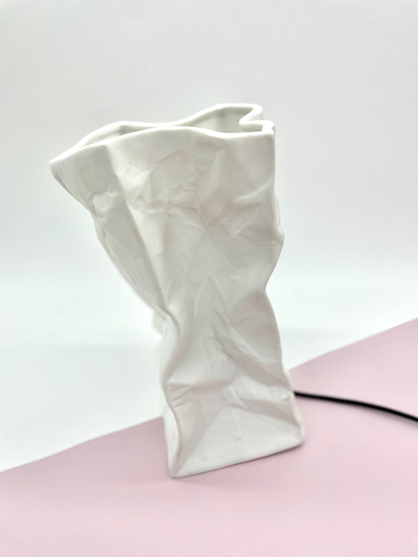 Paper bag style ceramic lamp