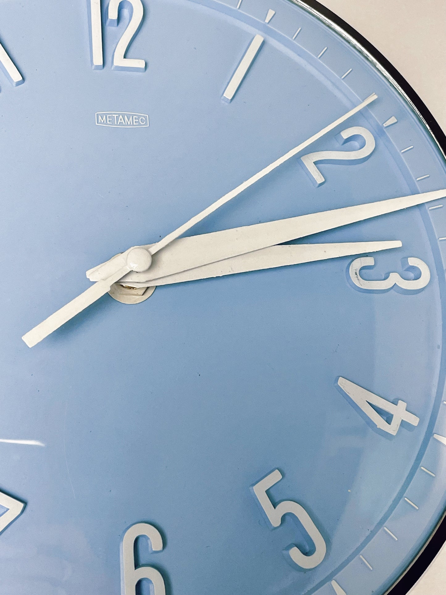 Baby blue Metamec clock