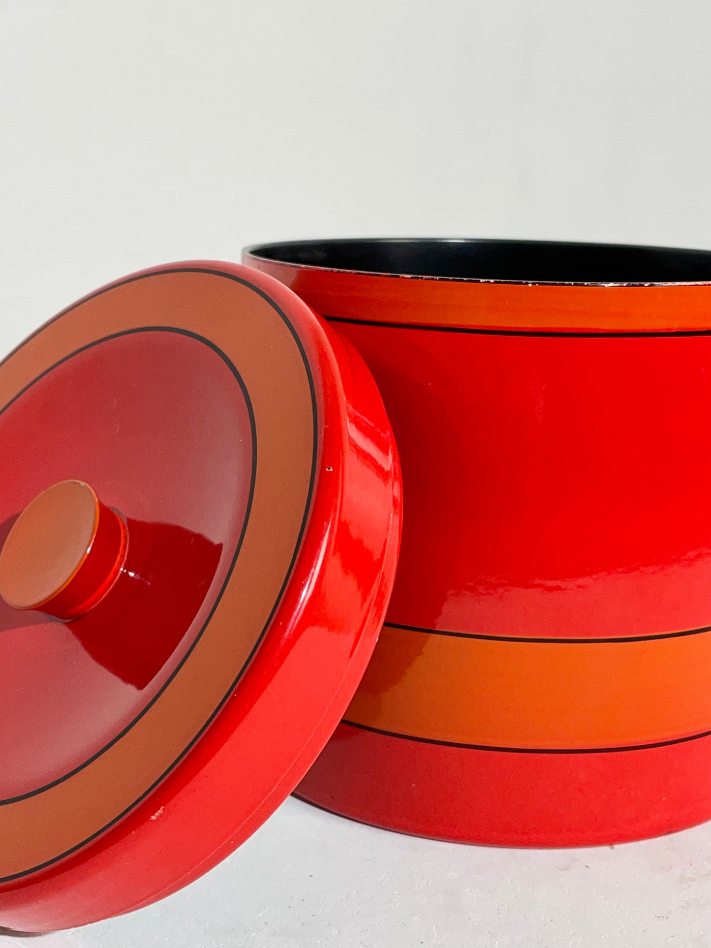 Red and orange retro pot