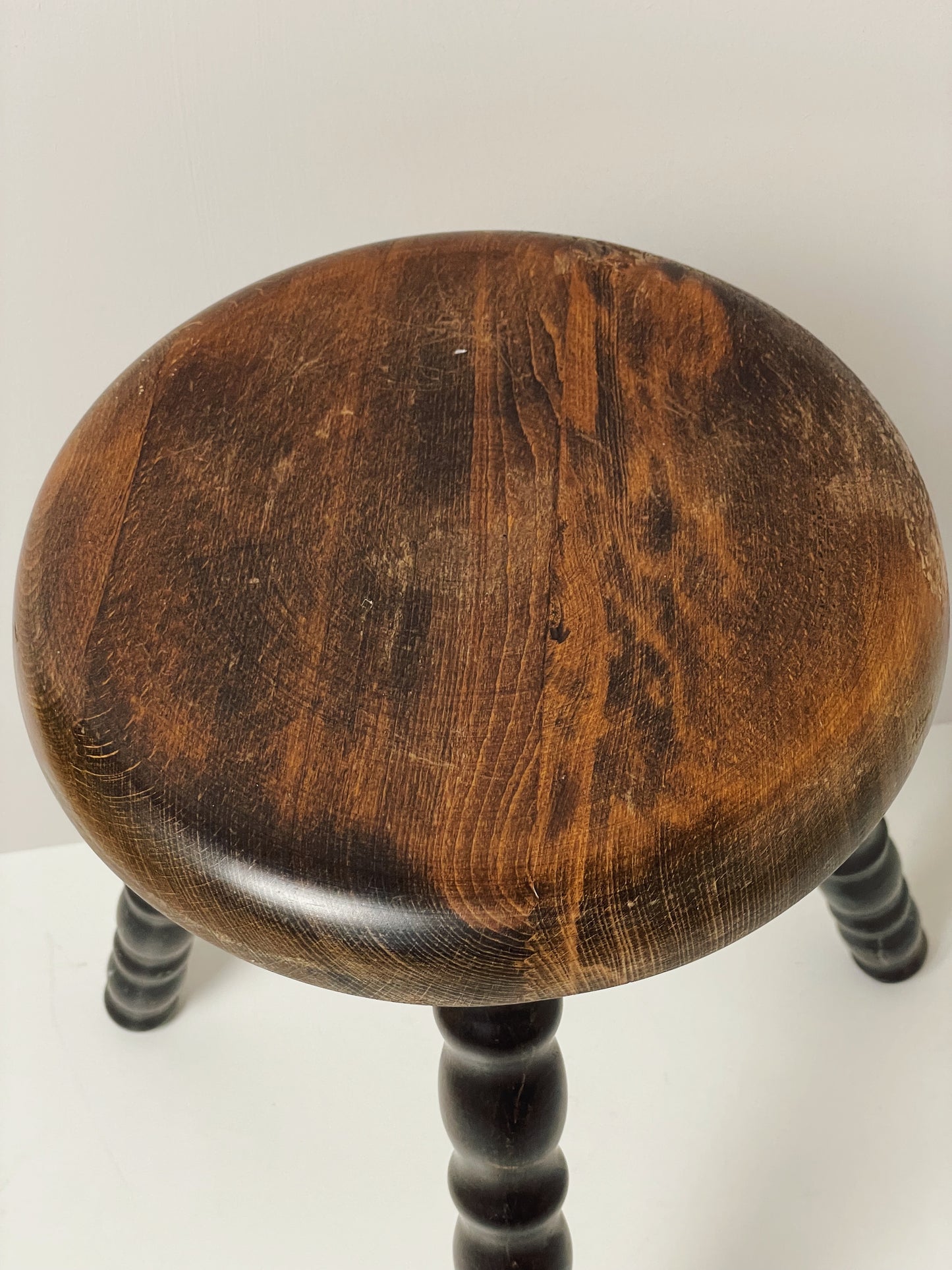 Medium sized bobbin stool