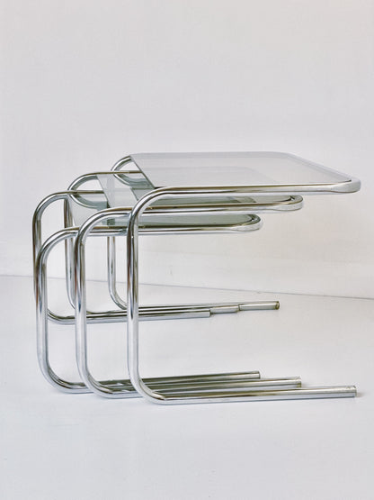 Chrome tubular nesting tables