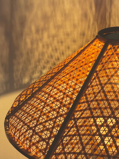 Italian ceramic and wicker lamp