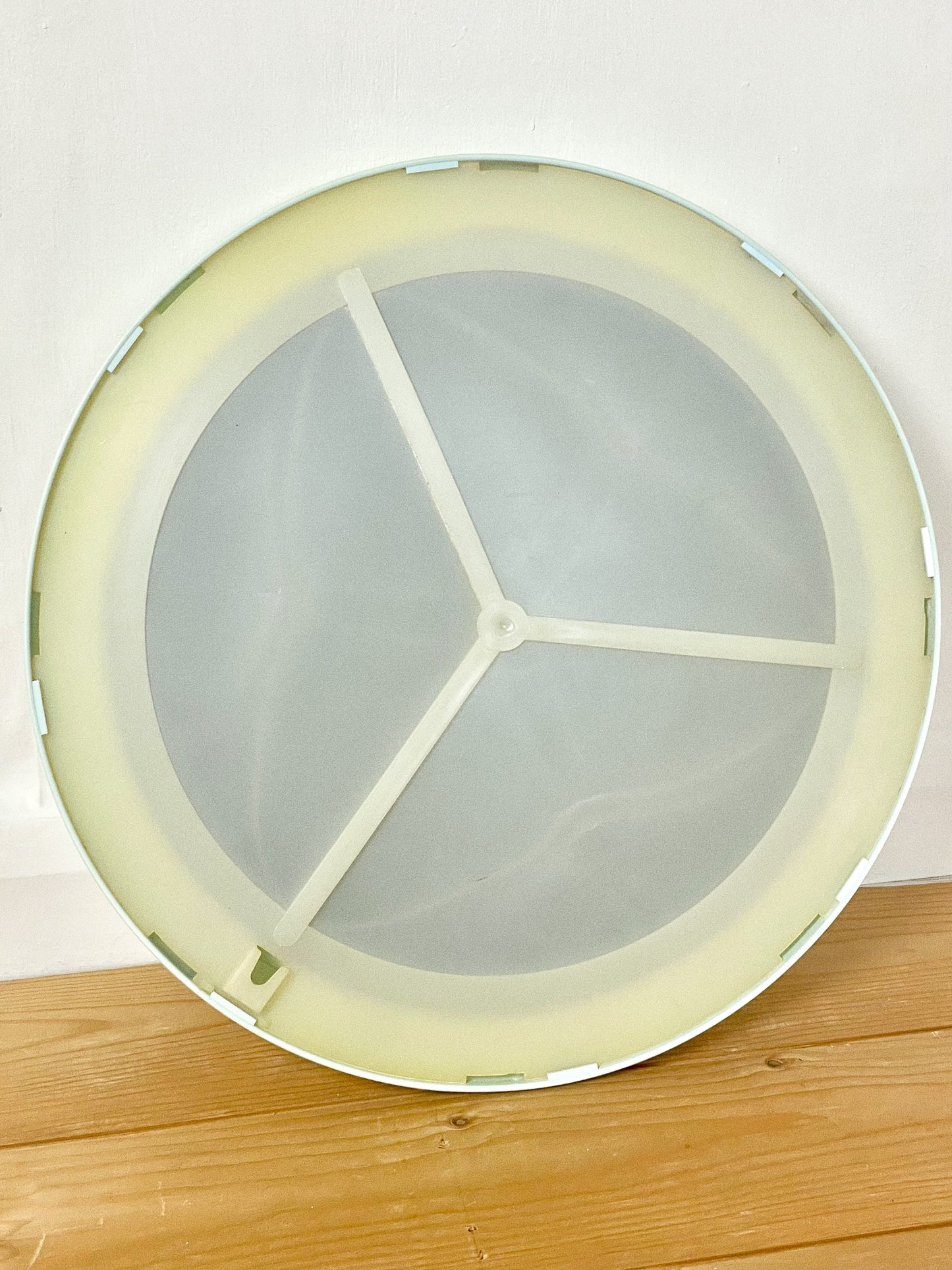 Green 70’s round mirror