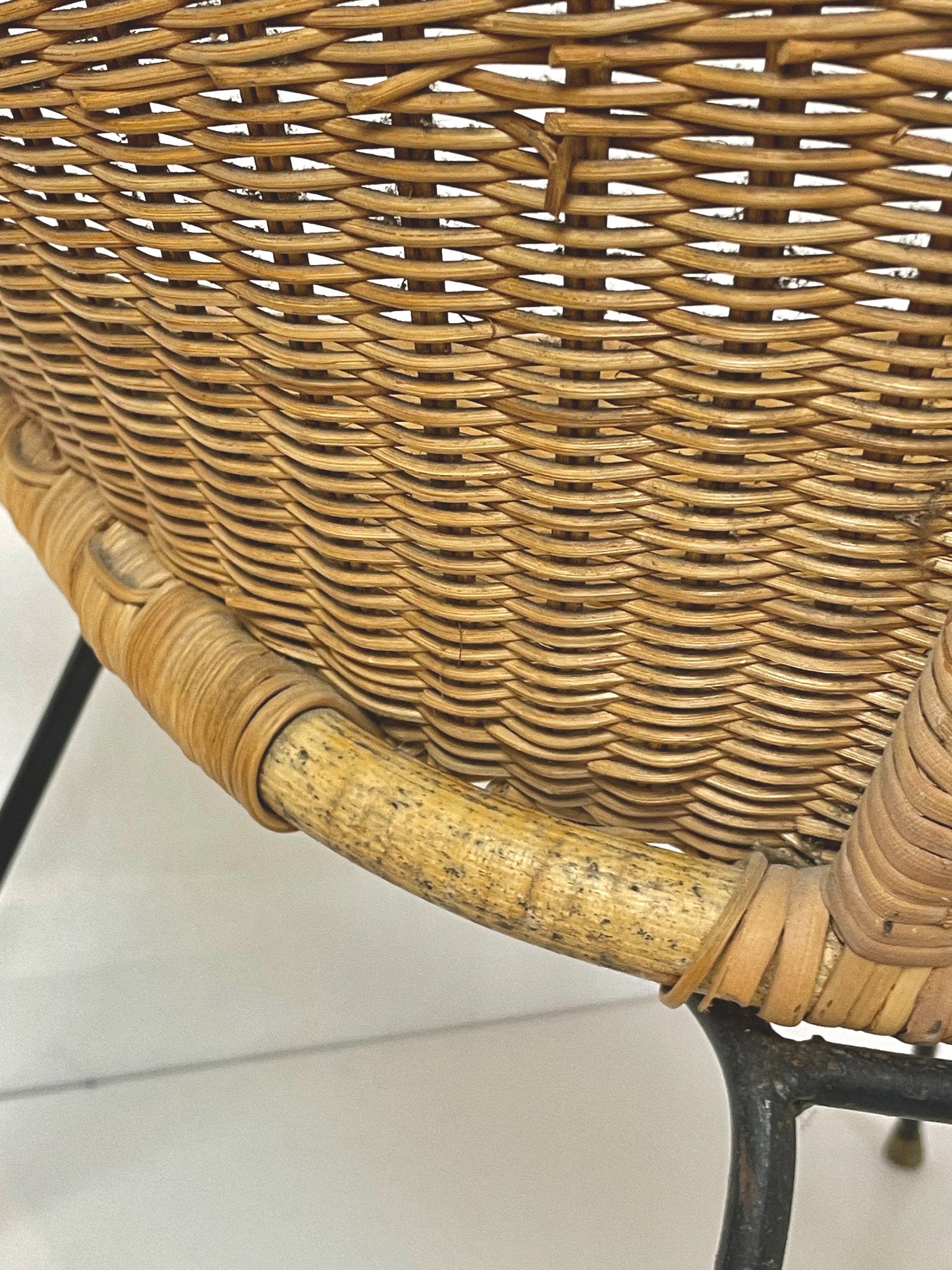 Circular wicker and iron chair