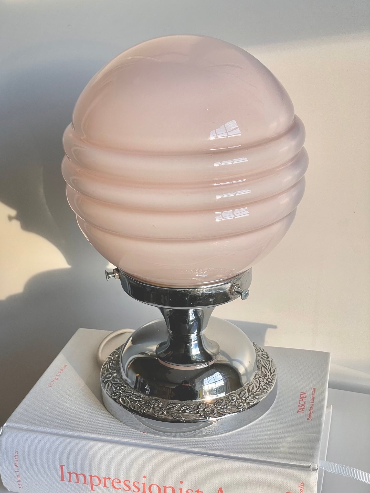 Baby pink Art Deco lamp