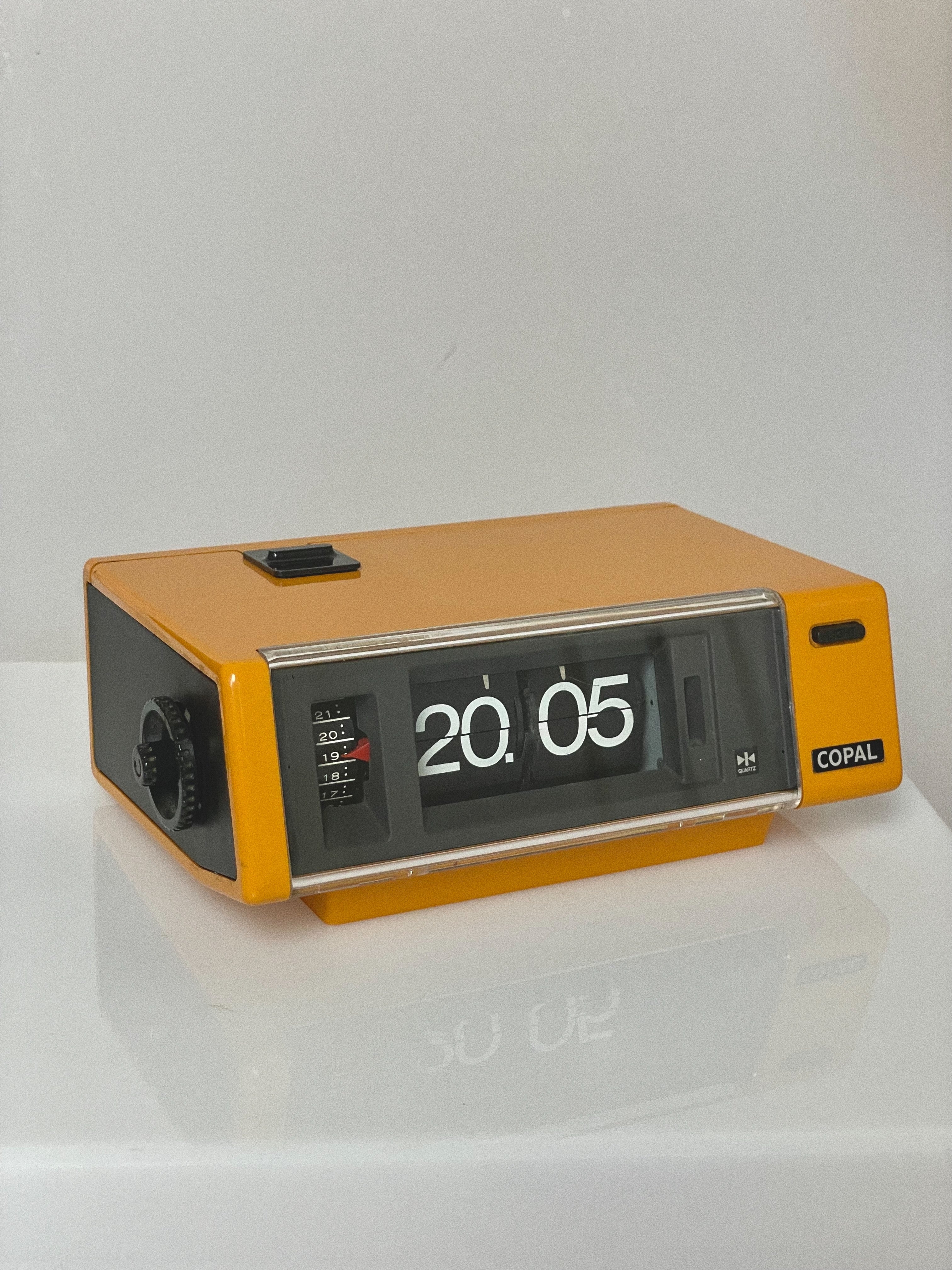80’s Copal flip clock – Zoo Lane