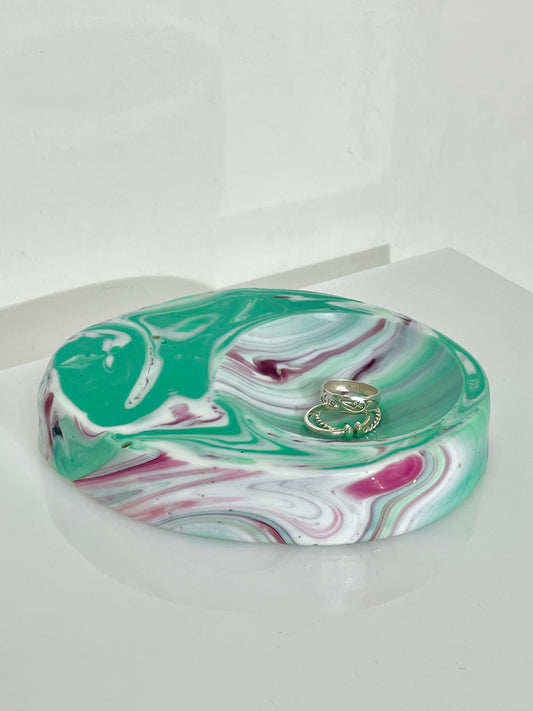 Multicoloured malachite glass dish