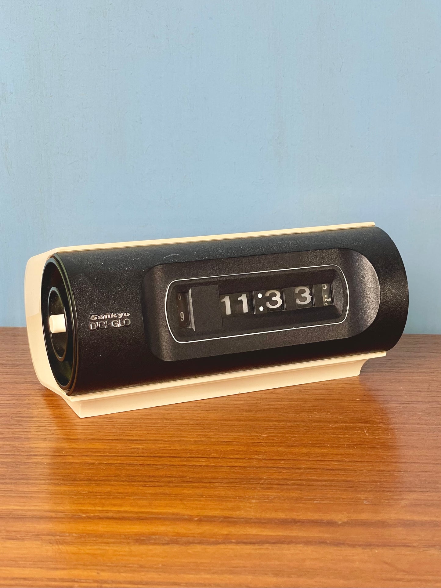 Sankyo Digi Glow roll clock