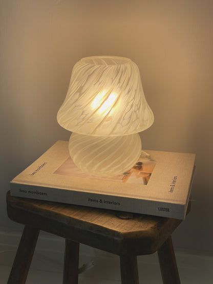 Swirl mushroom lamp