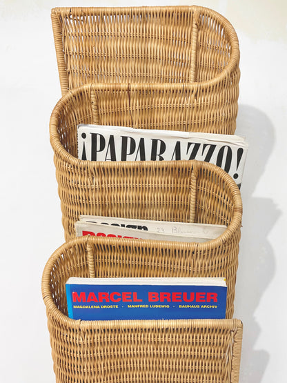 Wavy wicker magazine rack