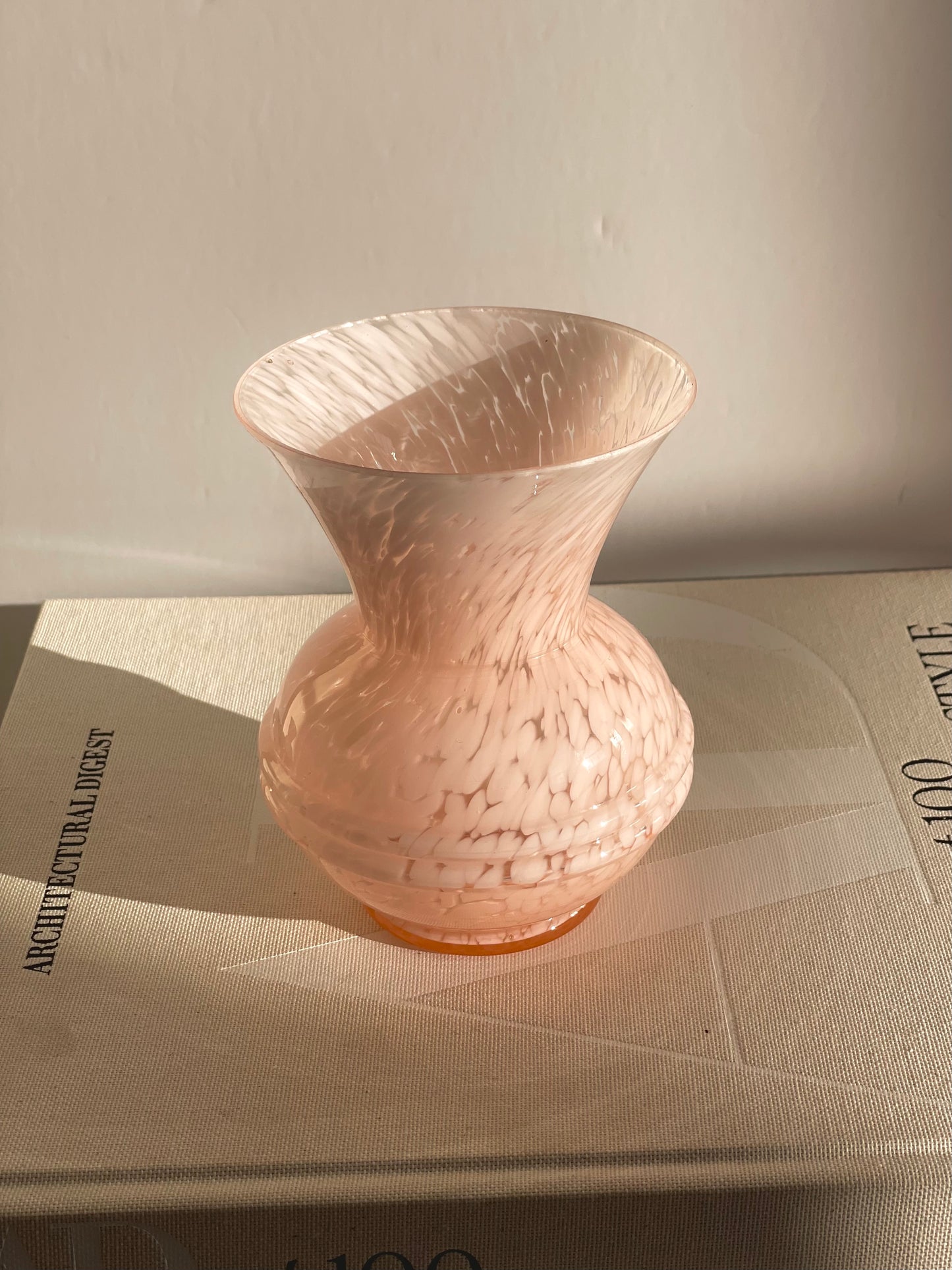 Light pink marbled glass vase