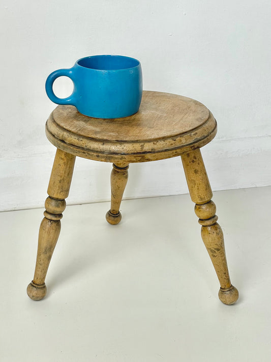 Vintage 3 legged stool